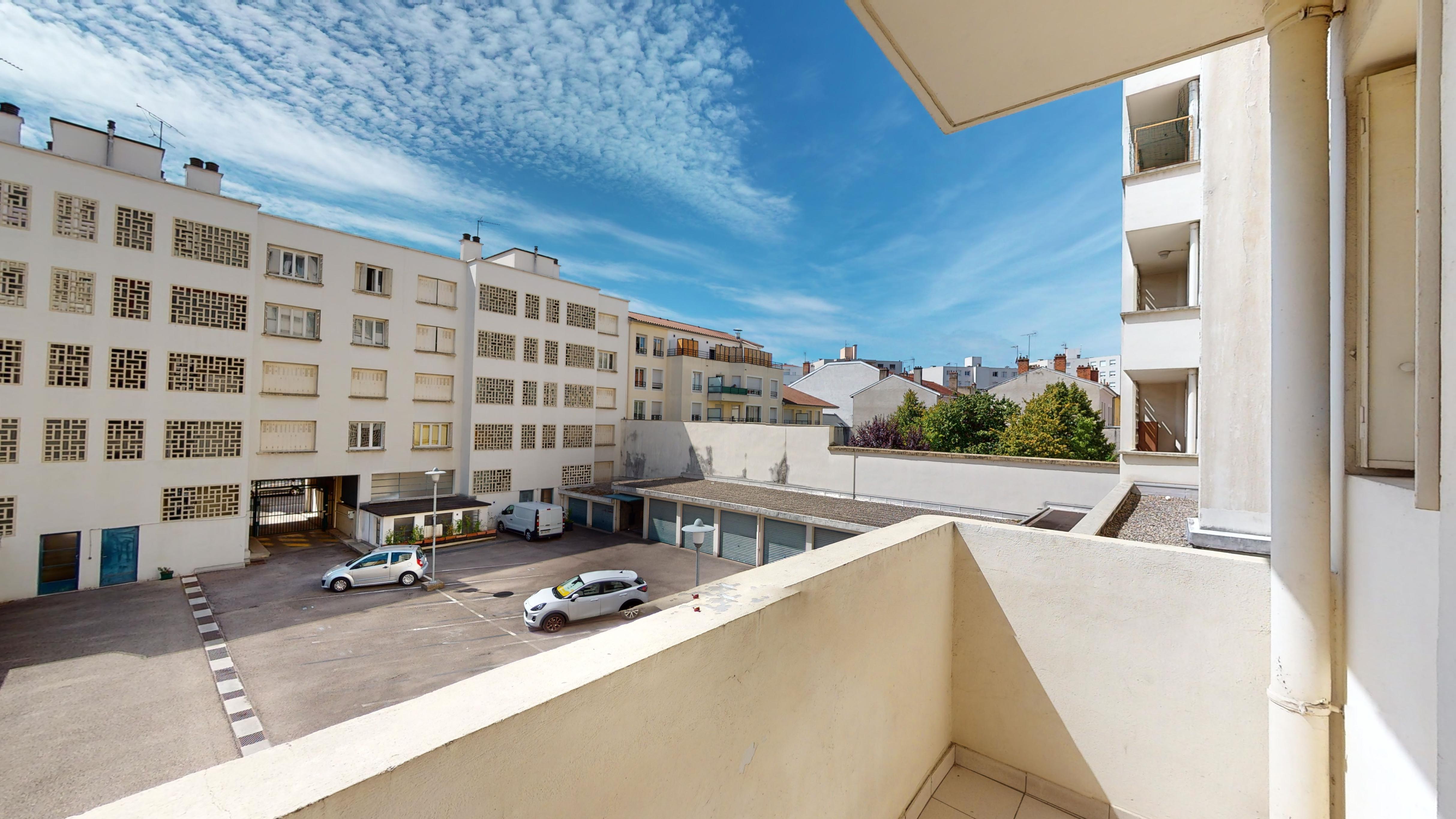  Room 1  -  Lyon Félix Faure 1  - Gallery -  3