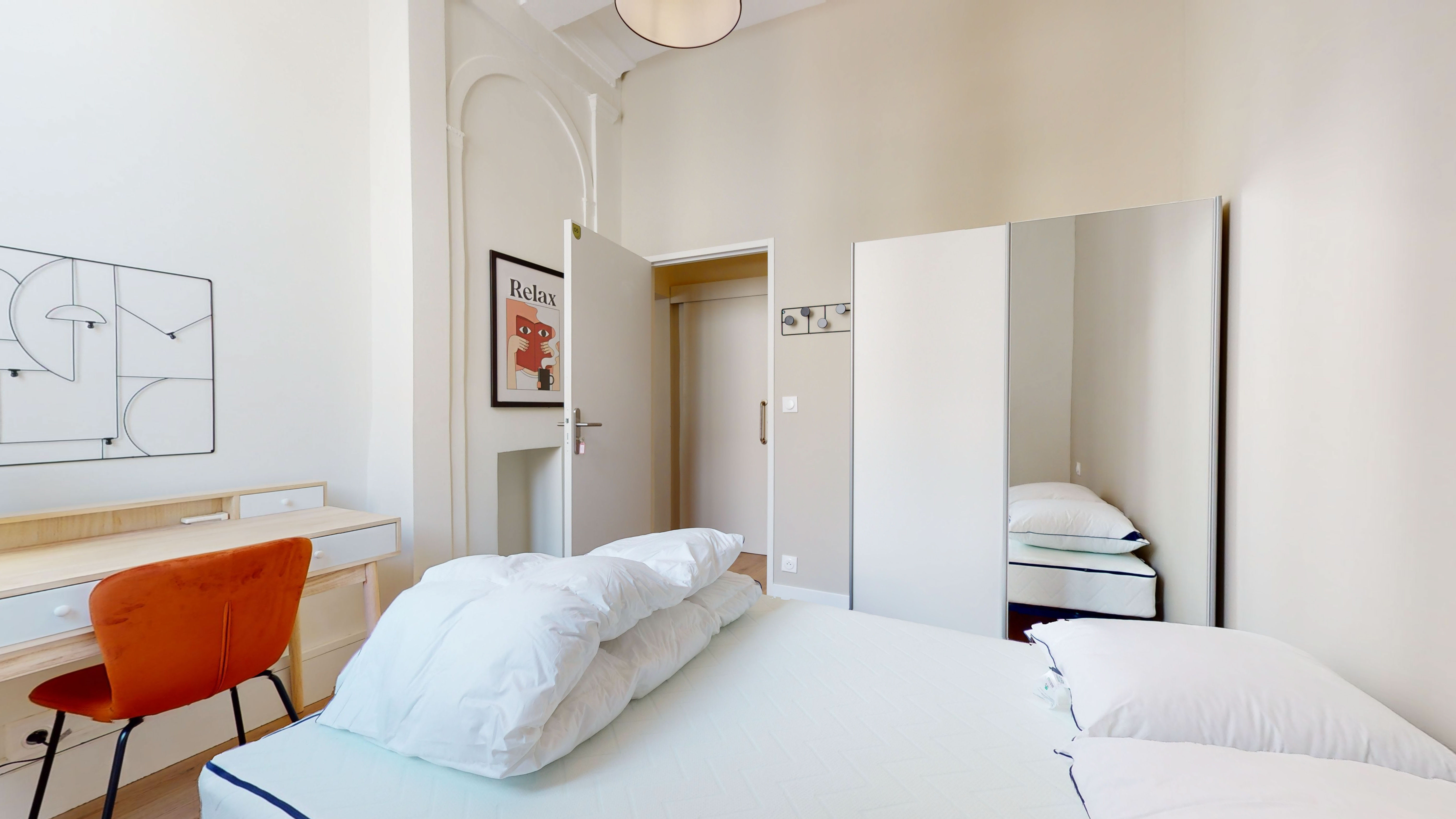  Room 5  -  Montpellier Verdun  - Gallery -  1