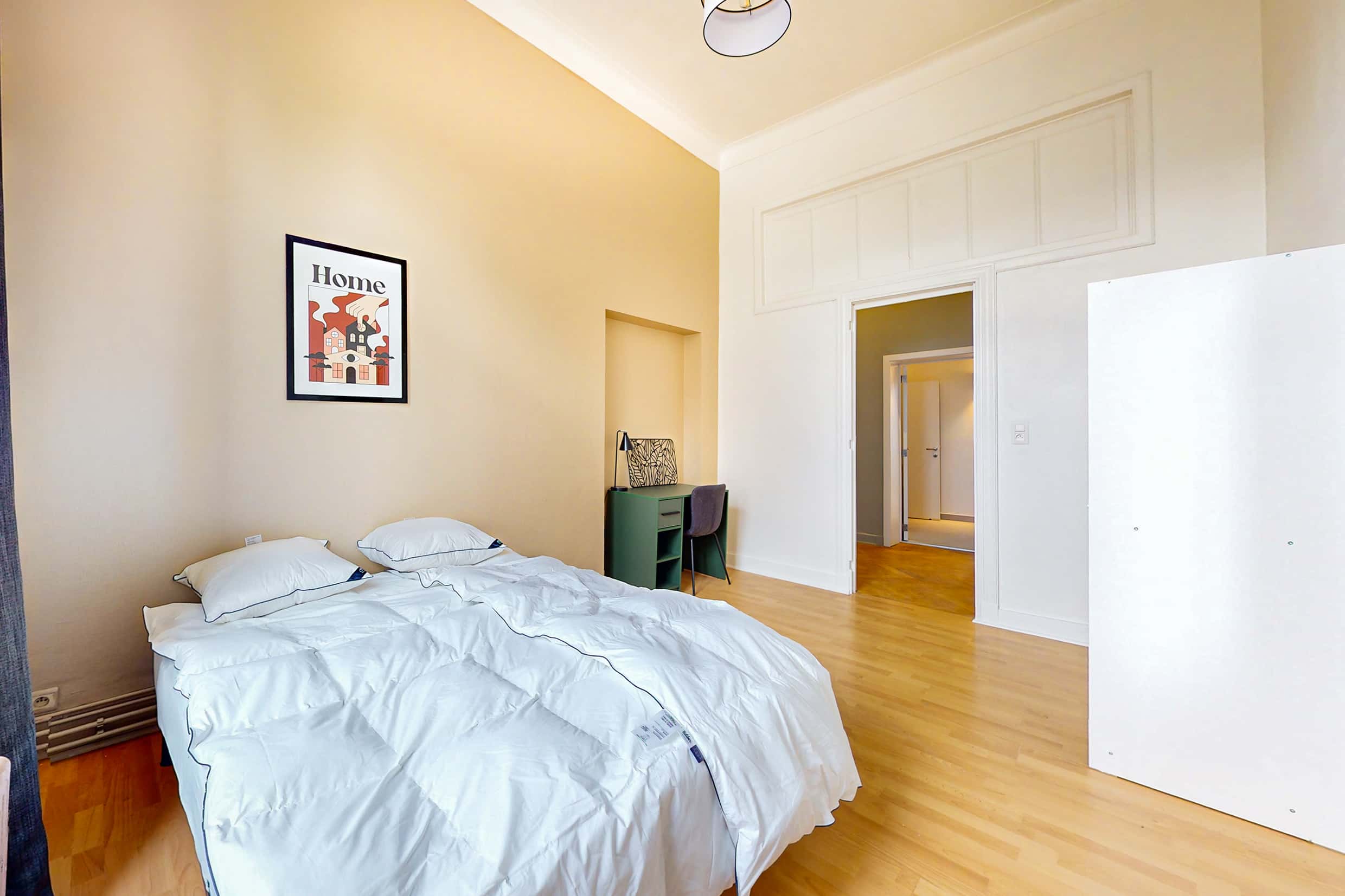 Room 2 - 1