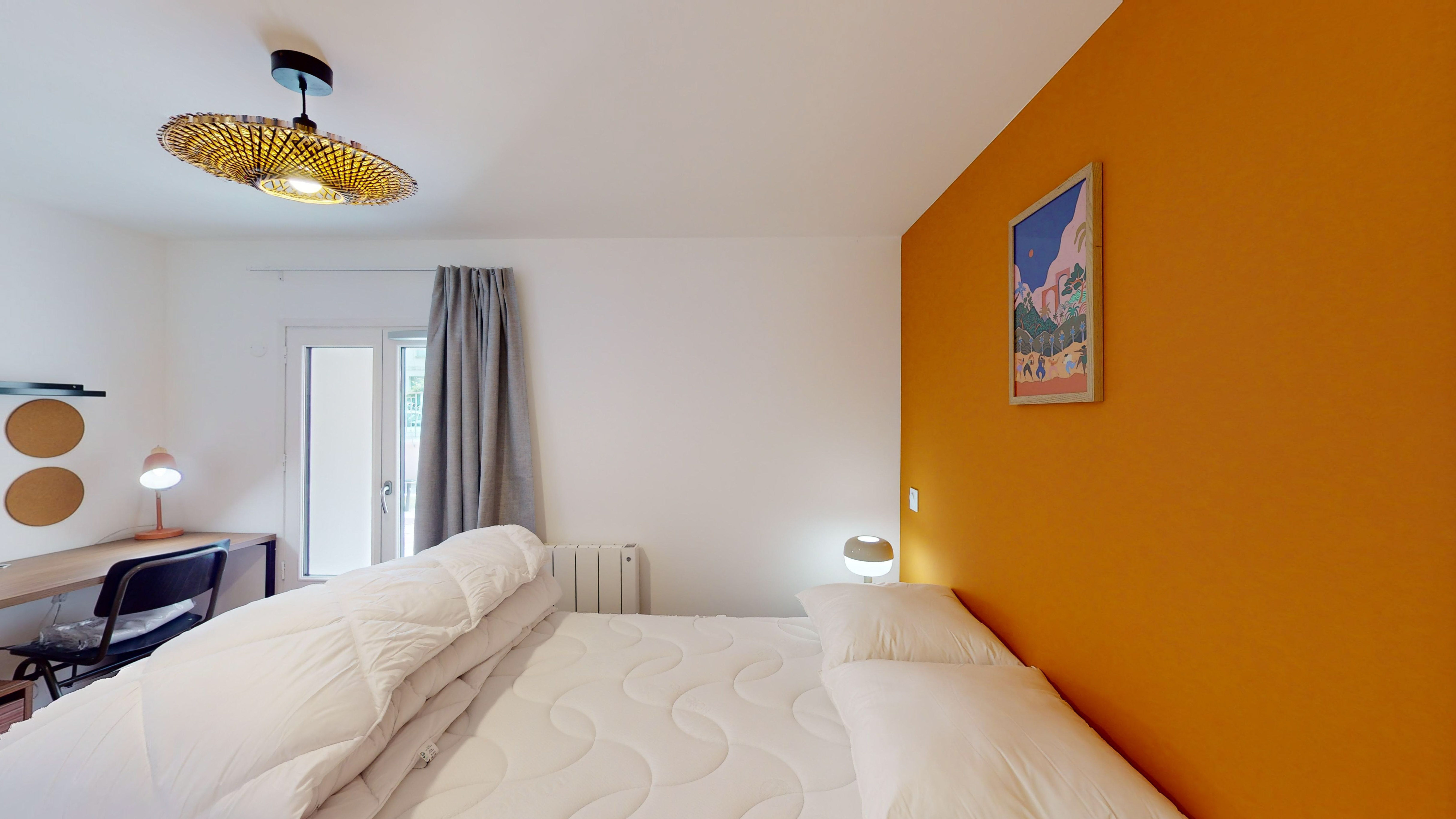 Room For One Person - 2 - 5