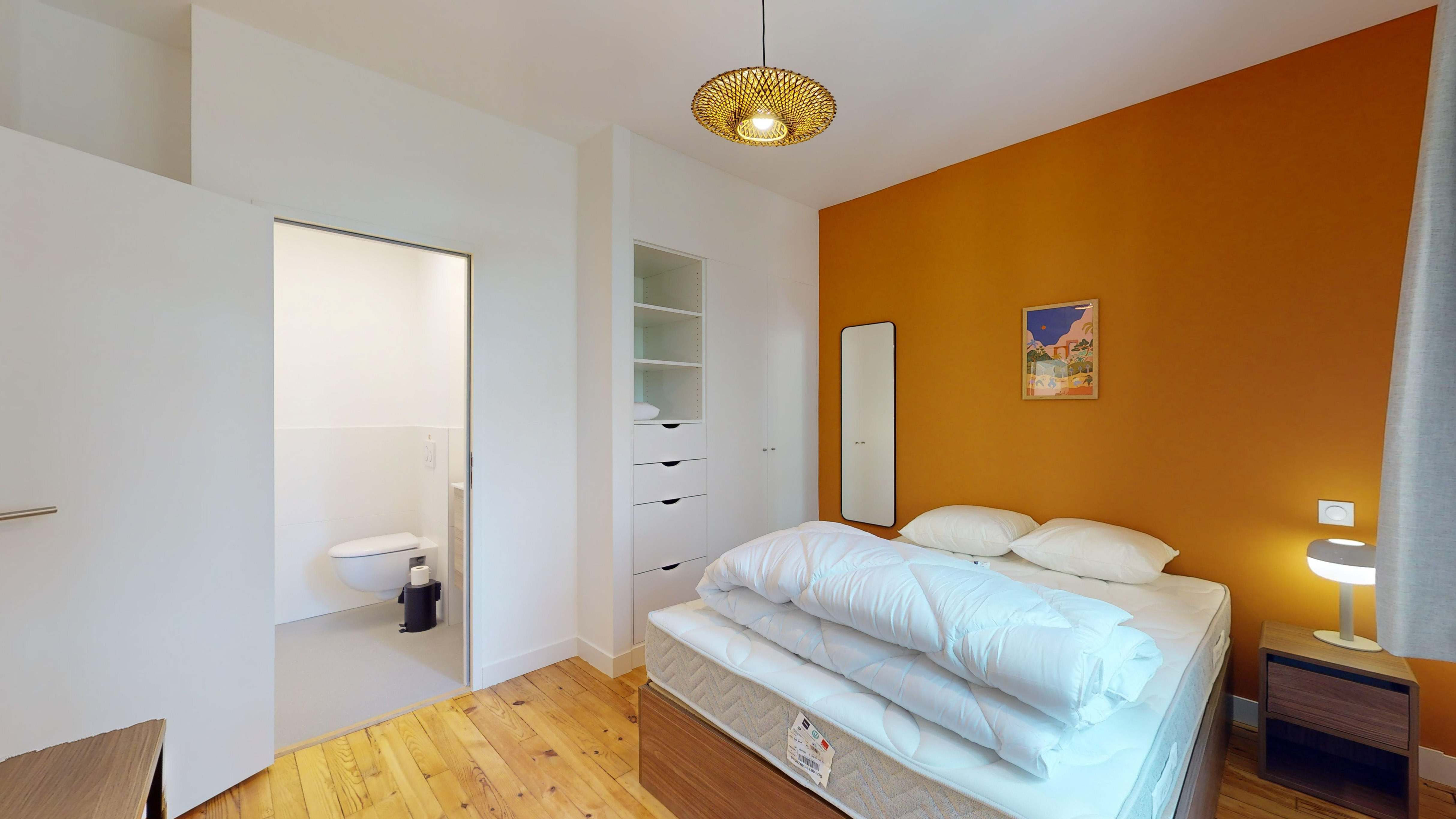 Room For One Person - 7 - 5