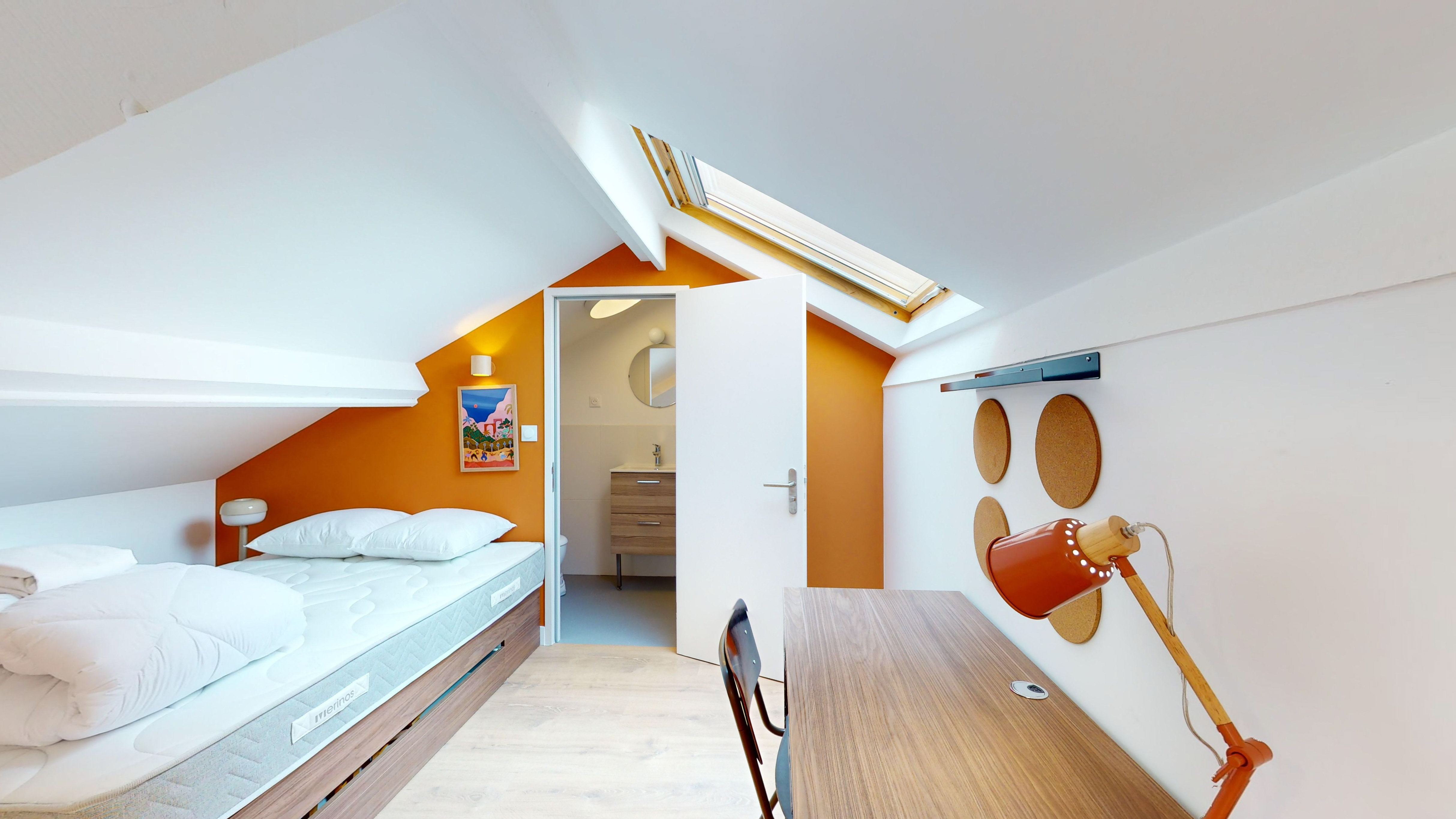 Room For One Person - 11 - 7