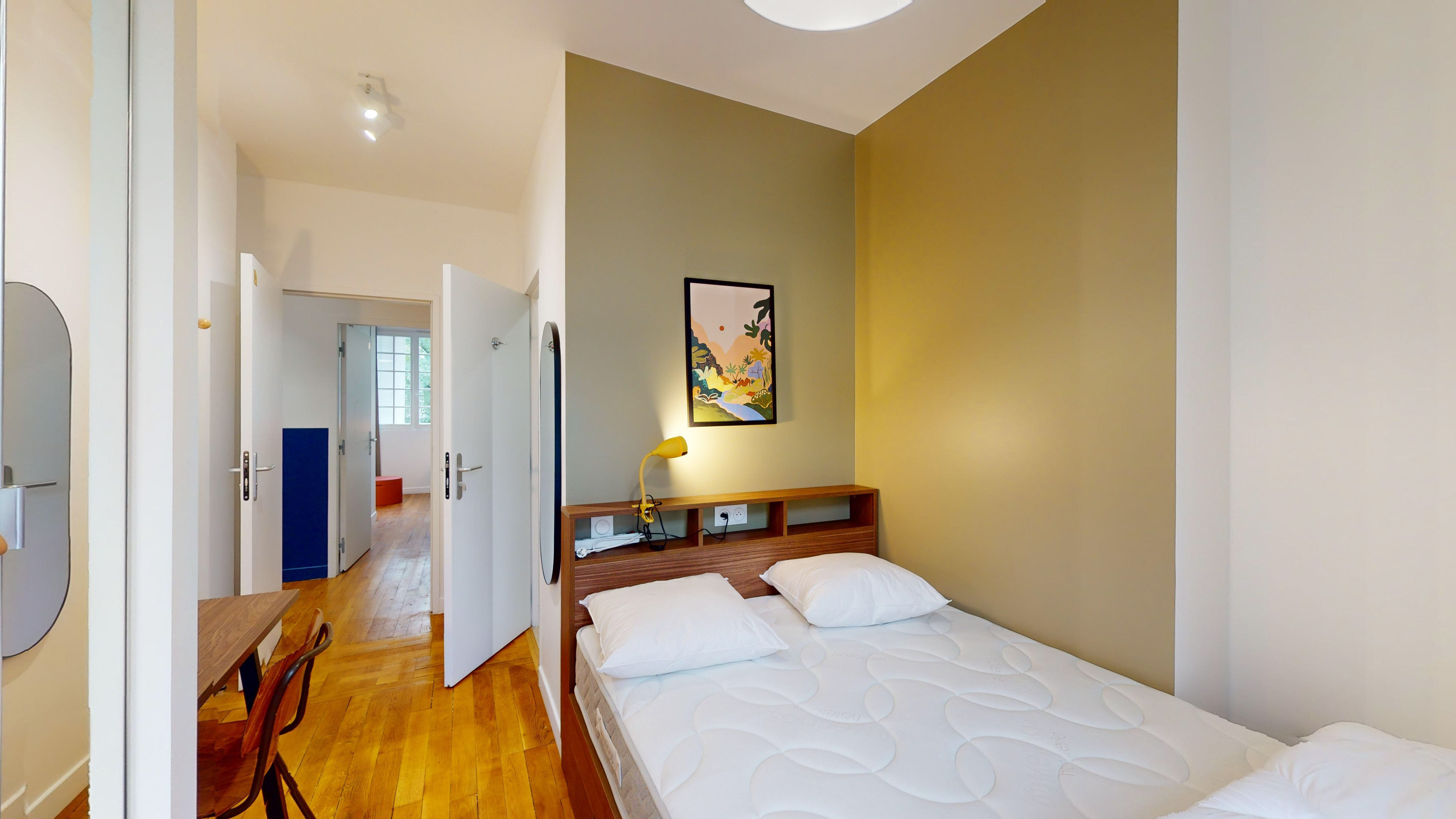  Room For One Person - 2  -  Brabo  - Gallery -  2