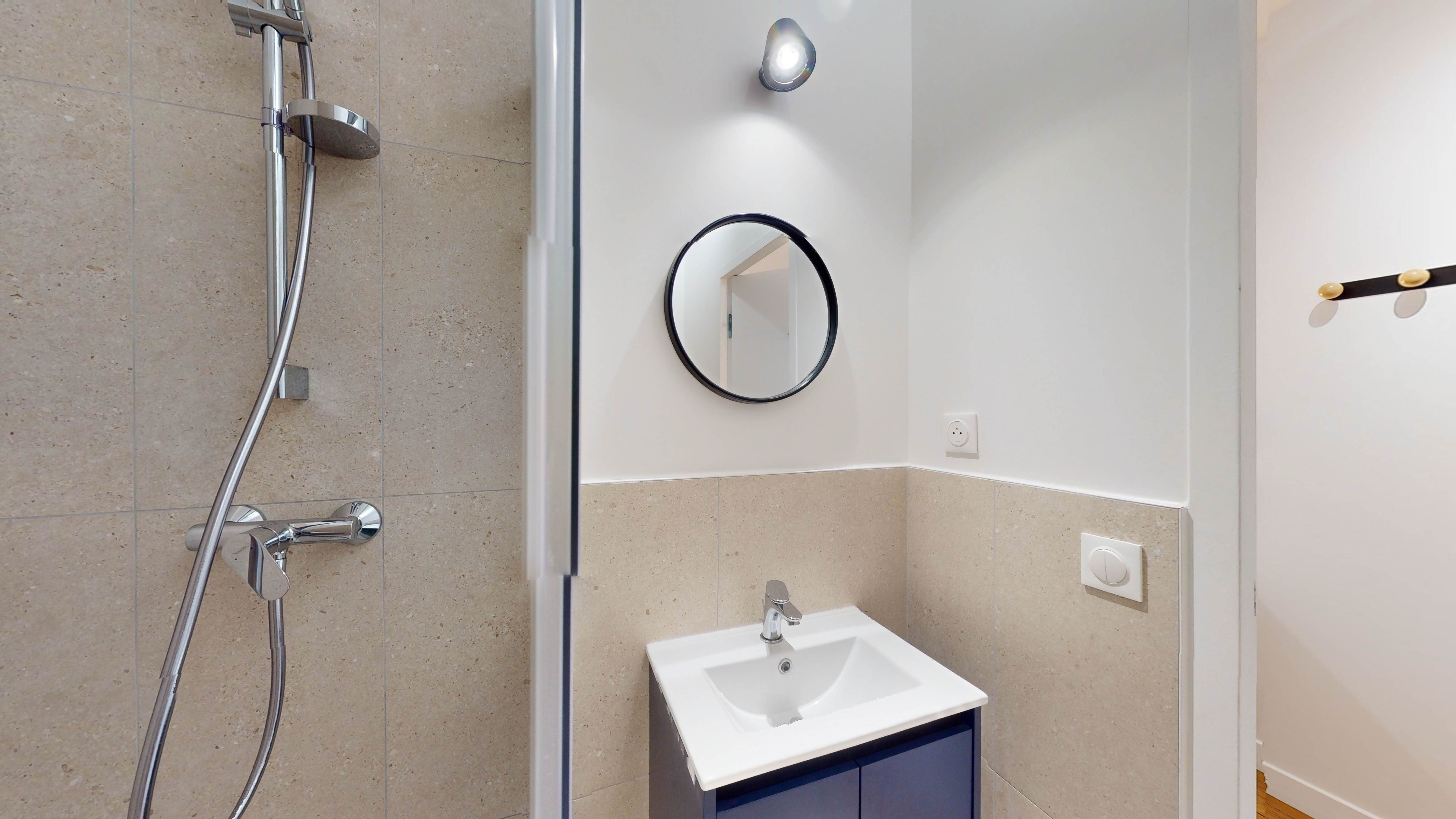  Room For One Person - 2  -  Brabo  - Gallery -  1