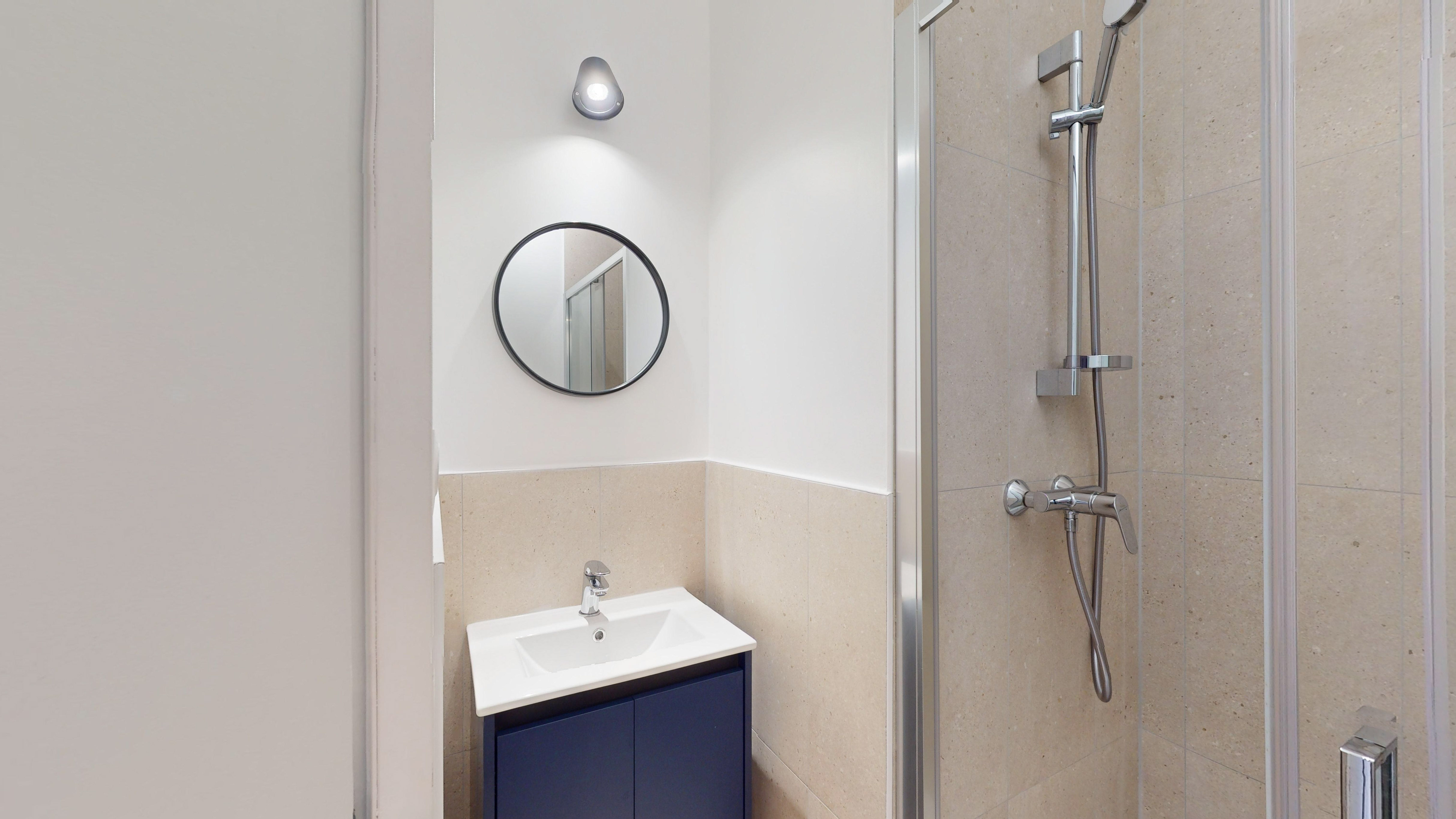  Room For One Person - 5  -  Brabo  - Gallery -  5