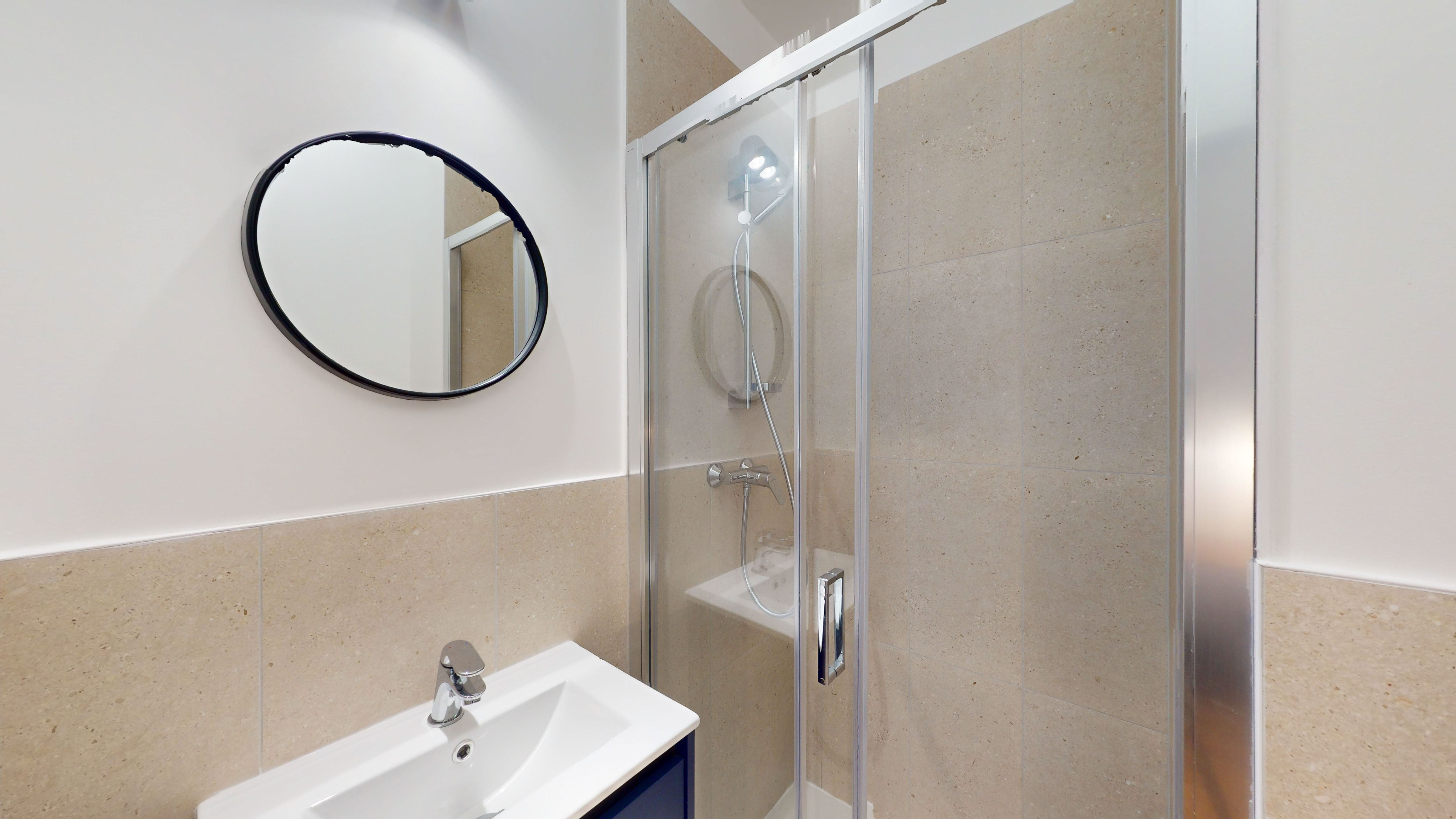  Room For One Person - 6  -  Brabo  - Gallery -  1