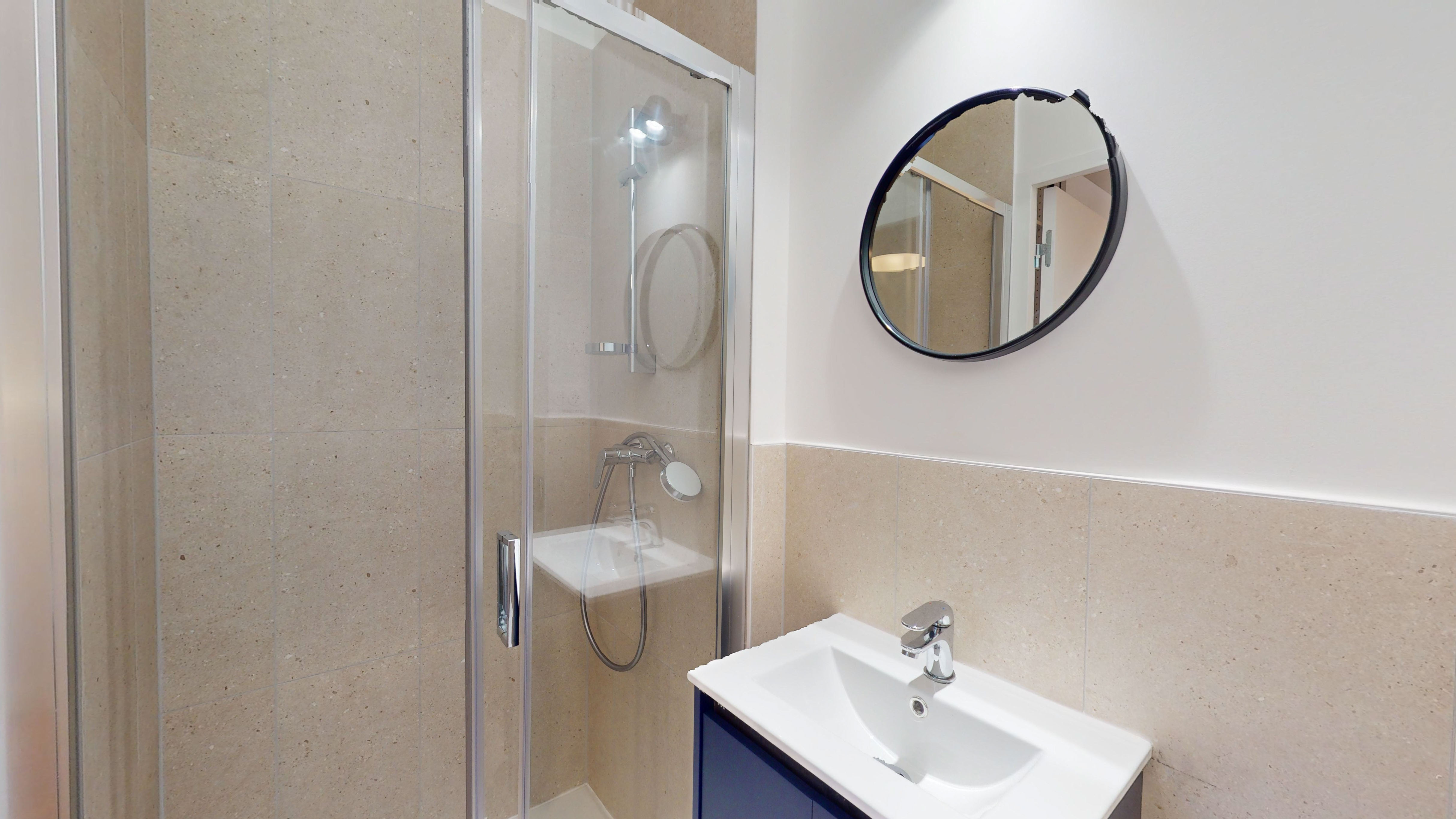  Room For One Person - 7  -  Brabo  - Gallery -  5