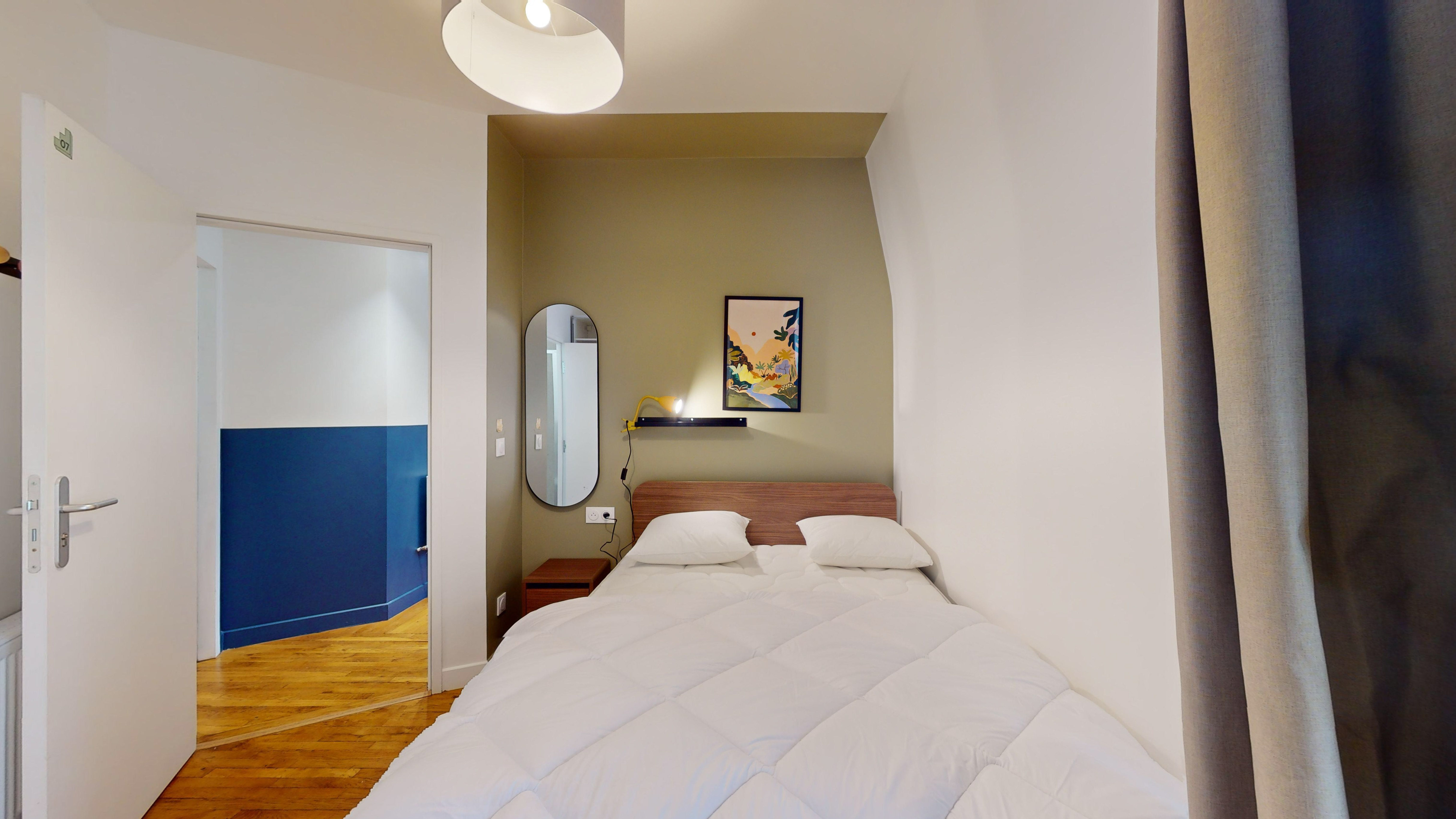  Room For One Person - 7  -  Brabo  - Gallery -  3