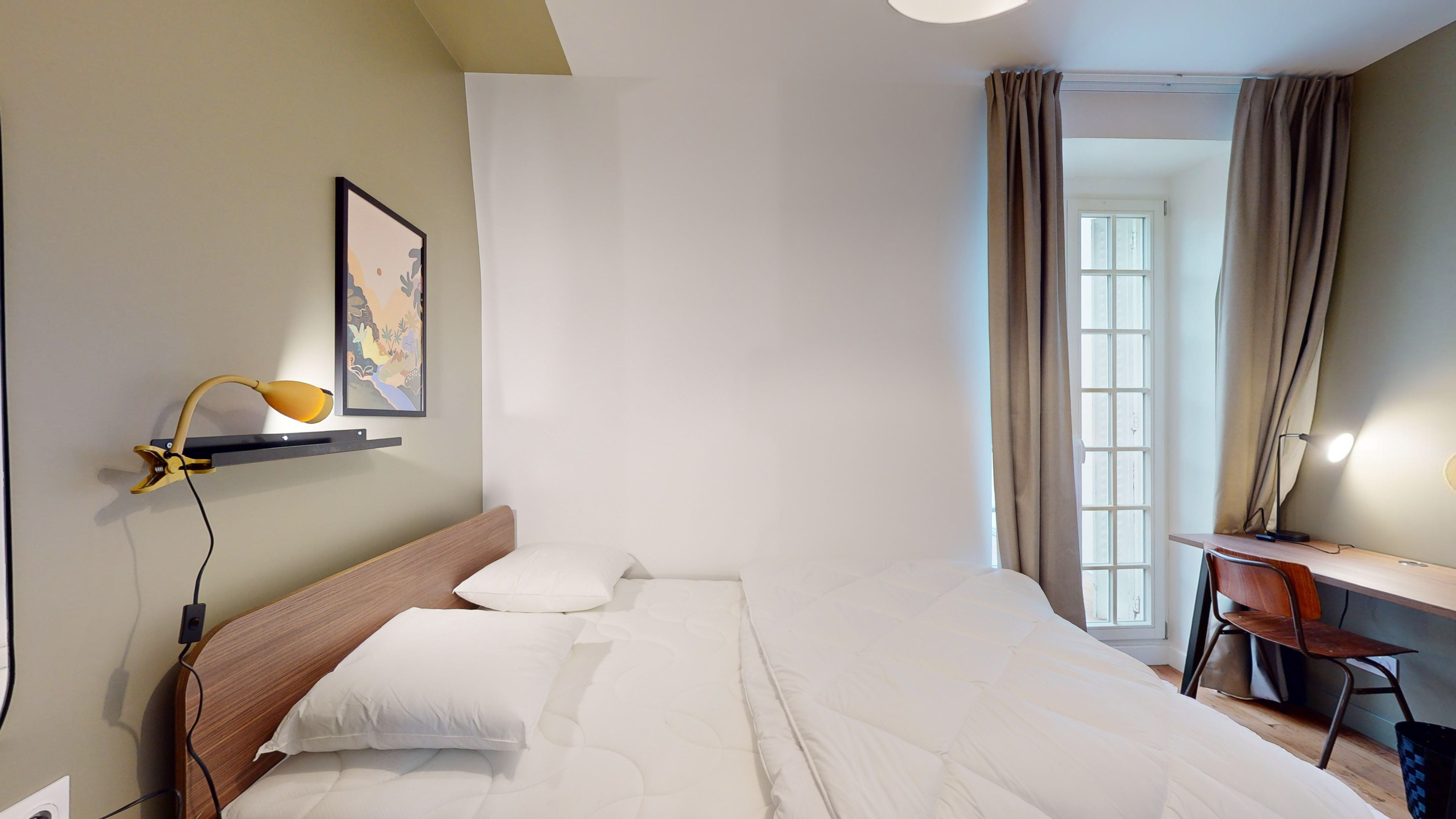  Room For One Person - 7  -  Brabo  - Gallery -  1