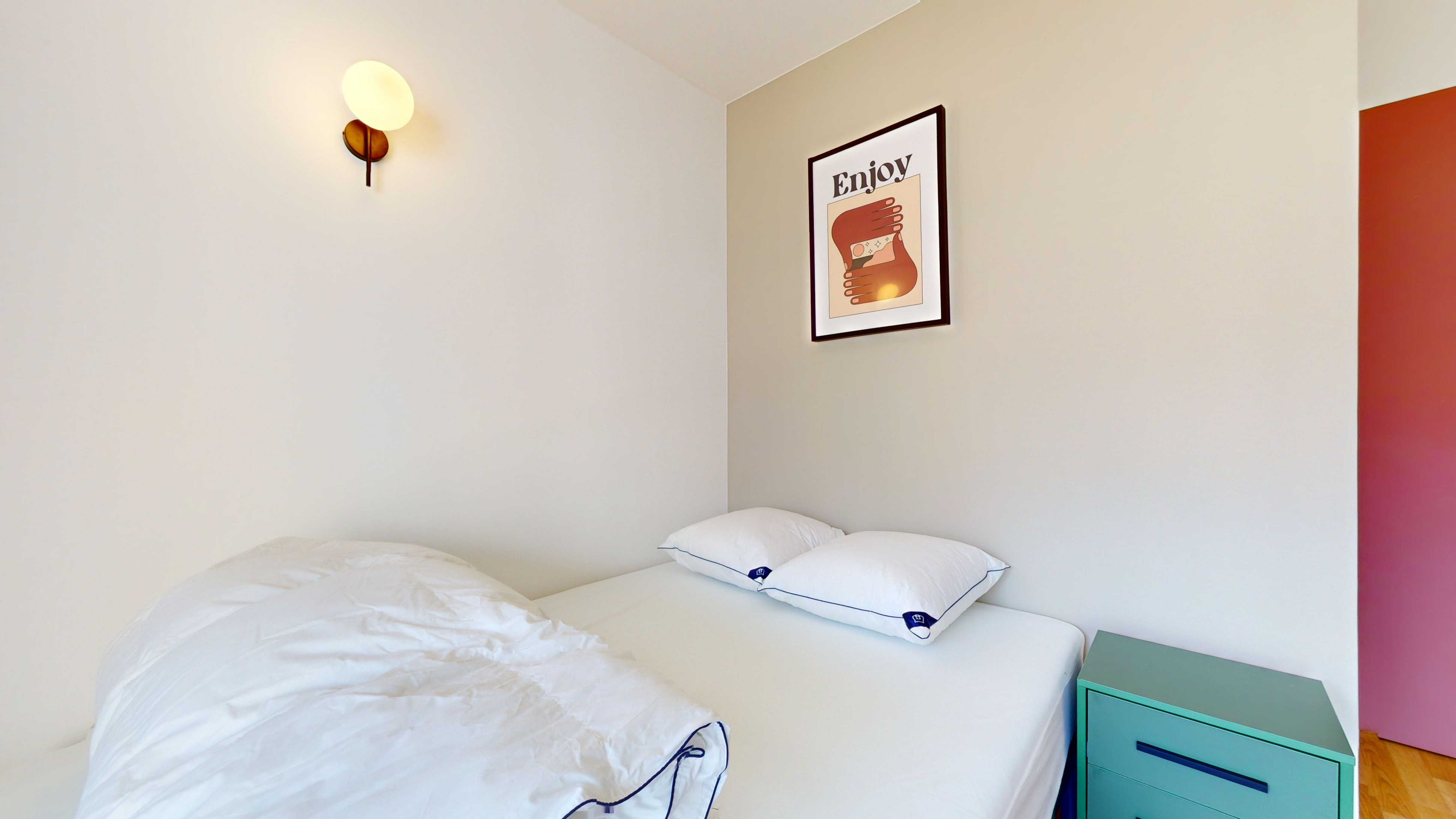  Room 4  -  Villeurbanne Racine  - Gallery -  4