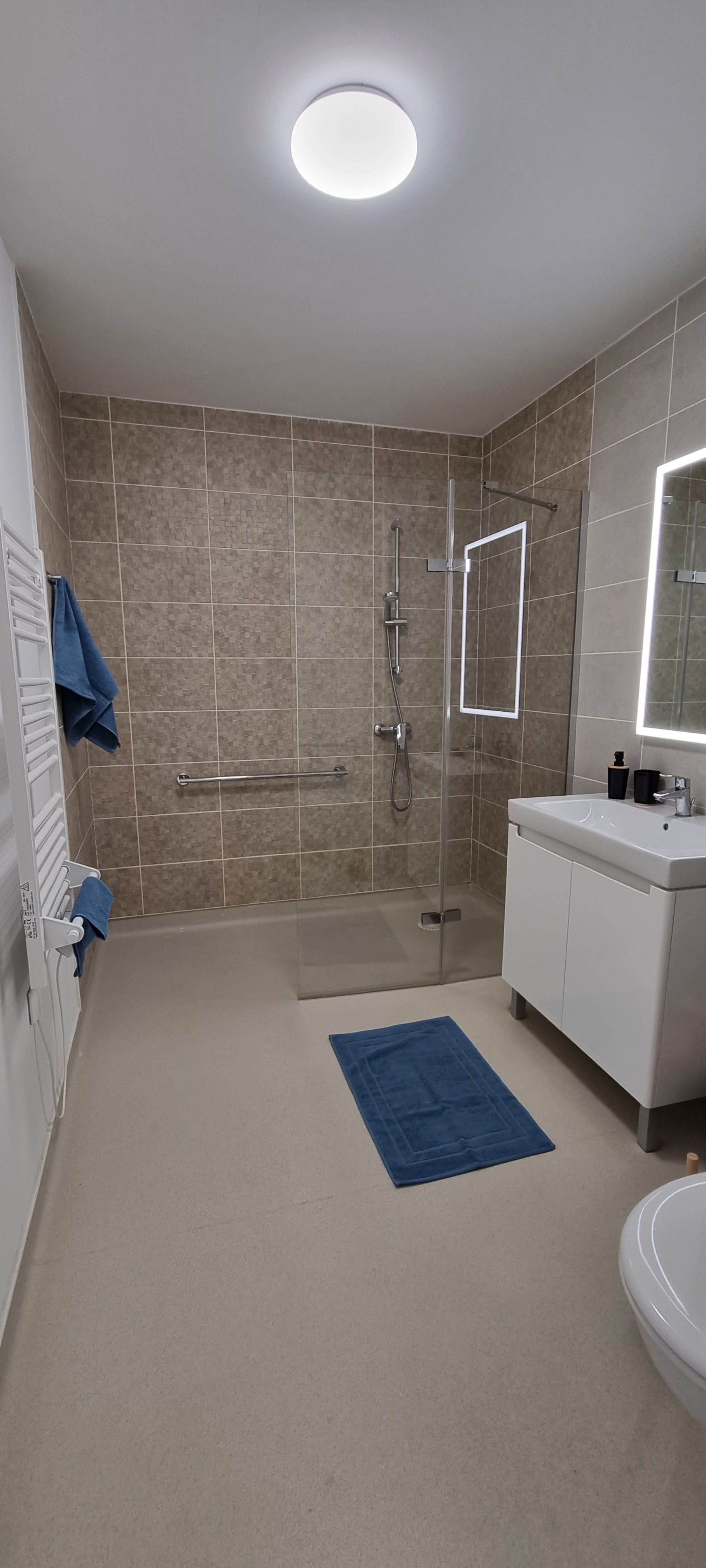 ARCHIVED - Appartement Privé - A202 - 1