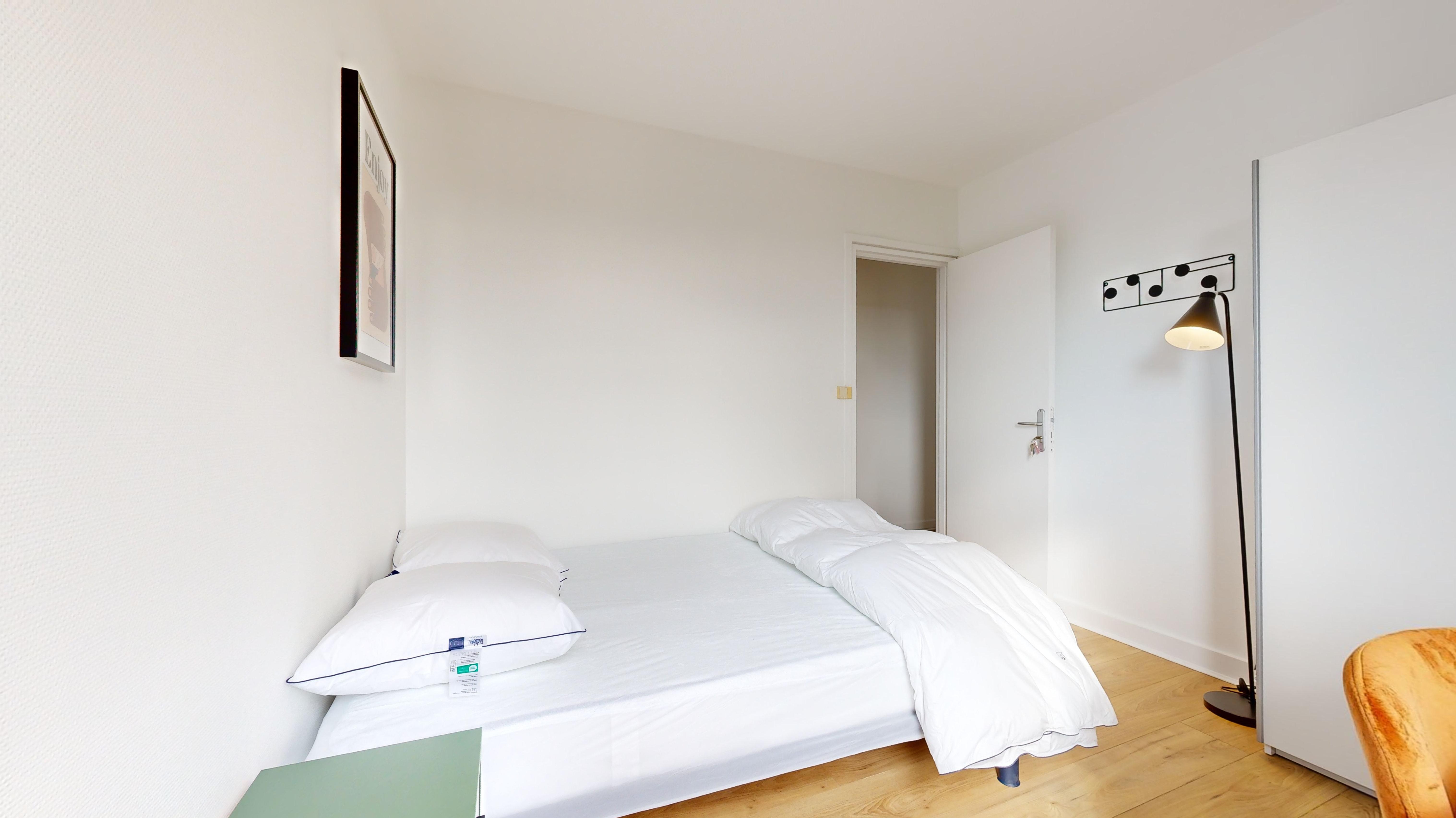 Room 4 - Massy Charonne - Gallery - 2