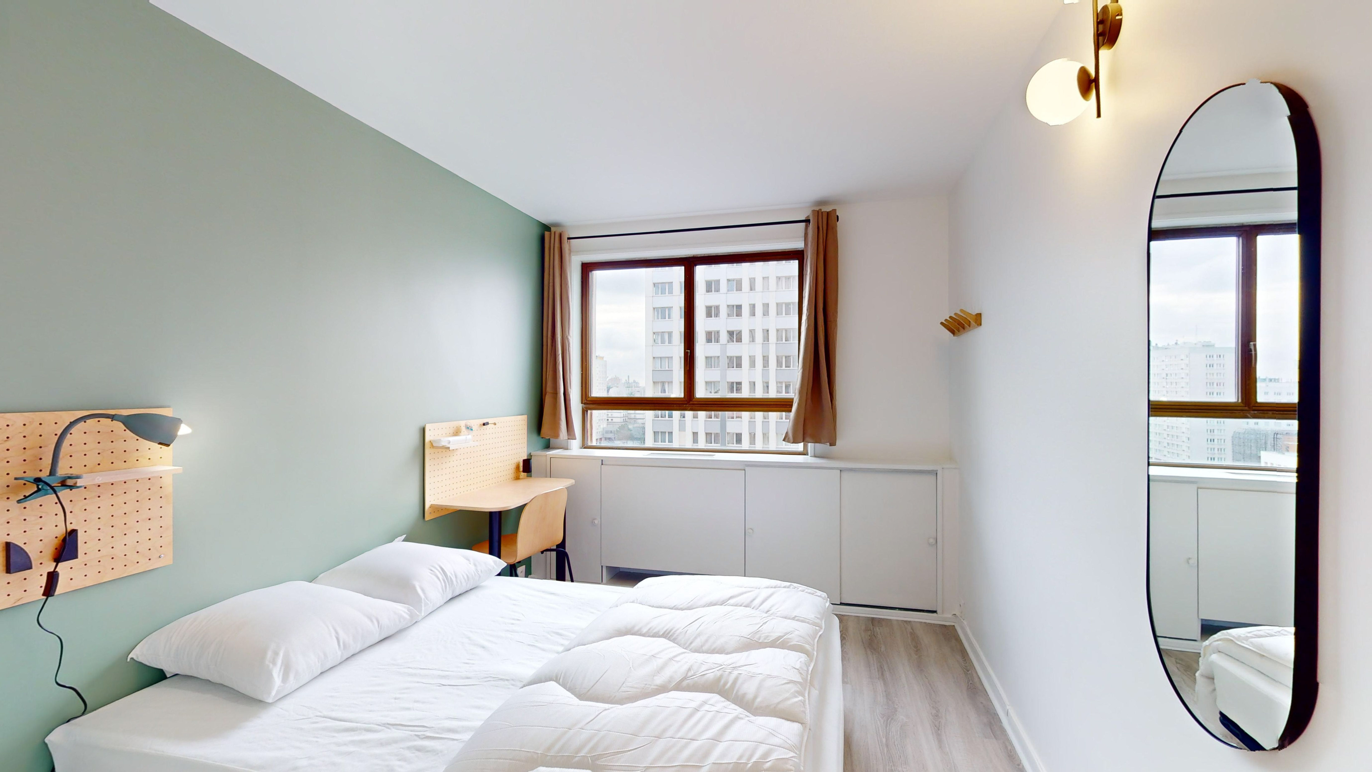  Room 4  -  Paris Lilas  - Gallery -  4