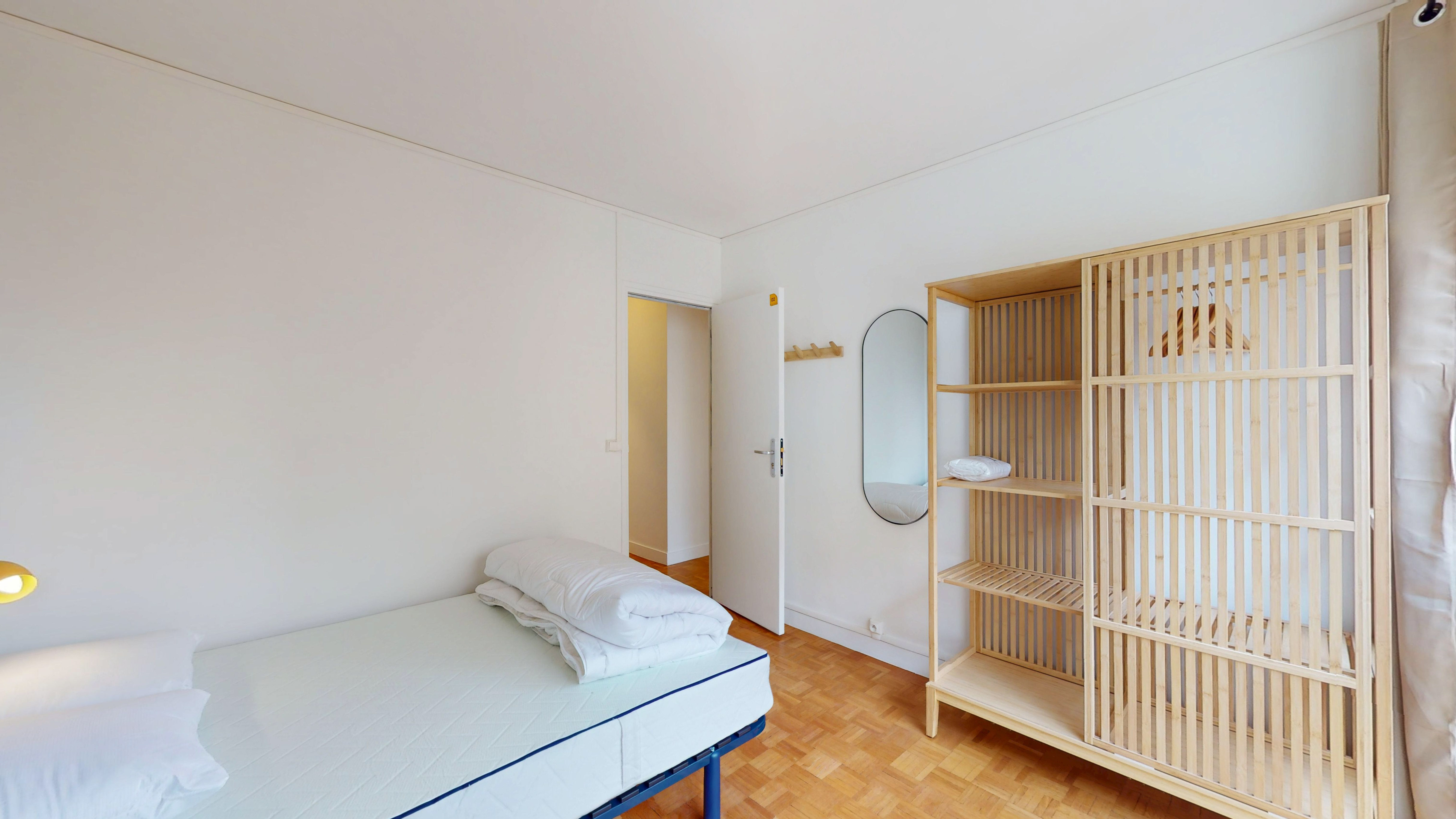  Room 2  -  Paris Bobillot  - Gallery -  6