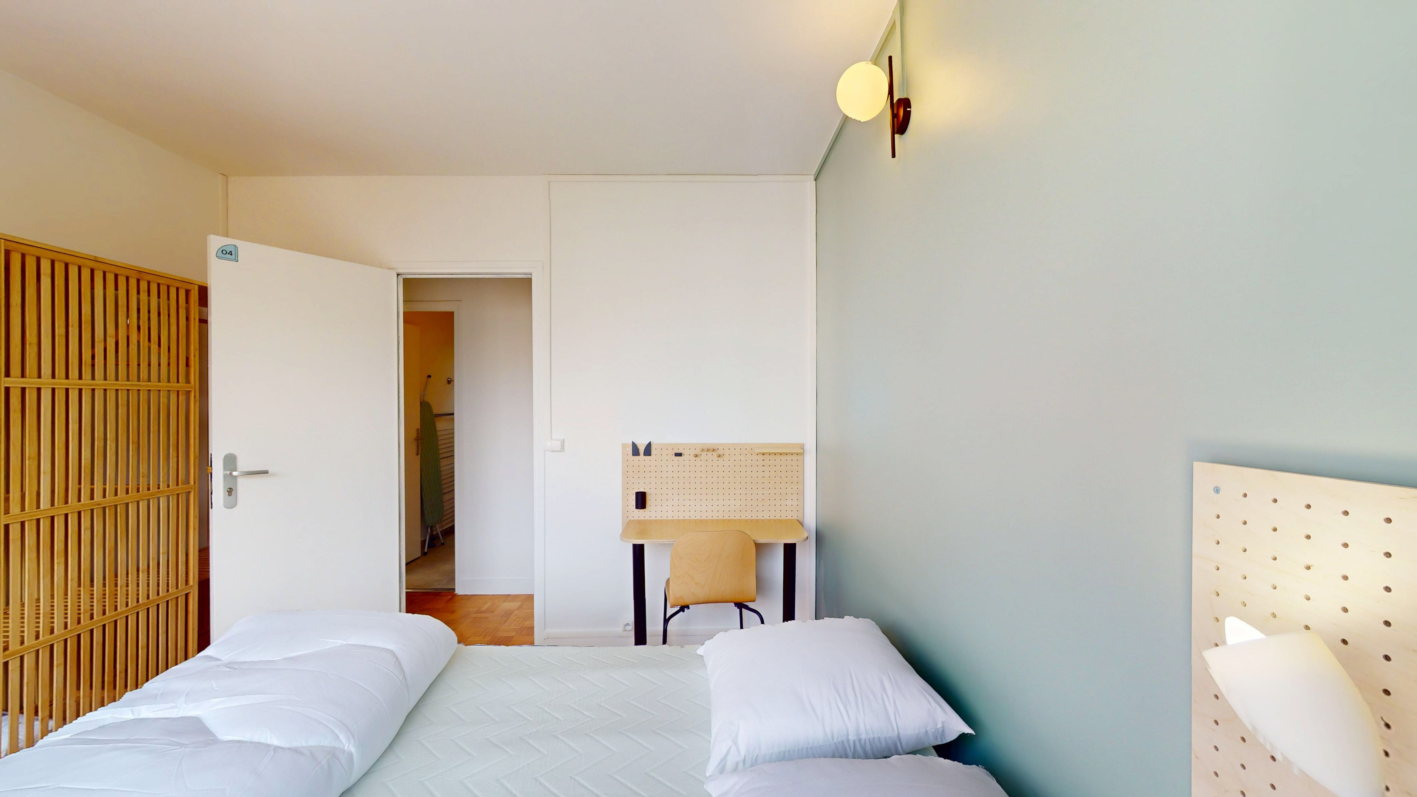  Room 4  -  Paris Bobillot  - Gallery -  2