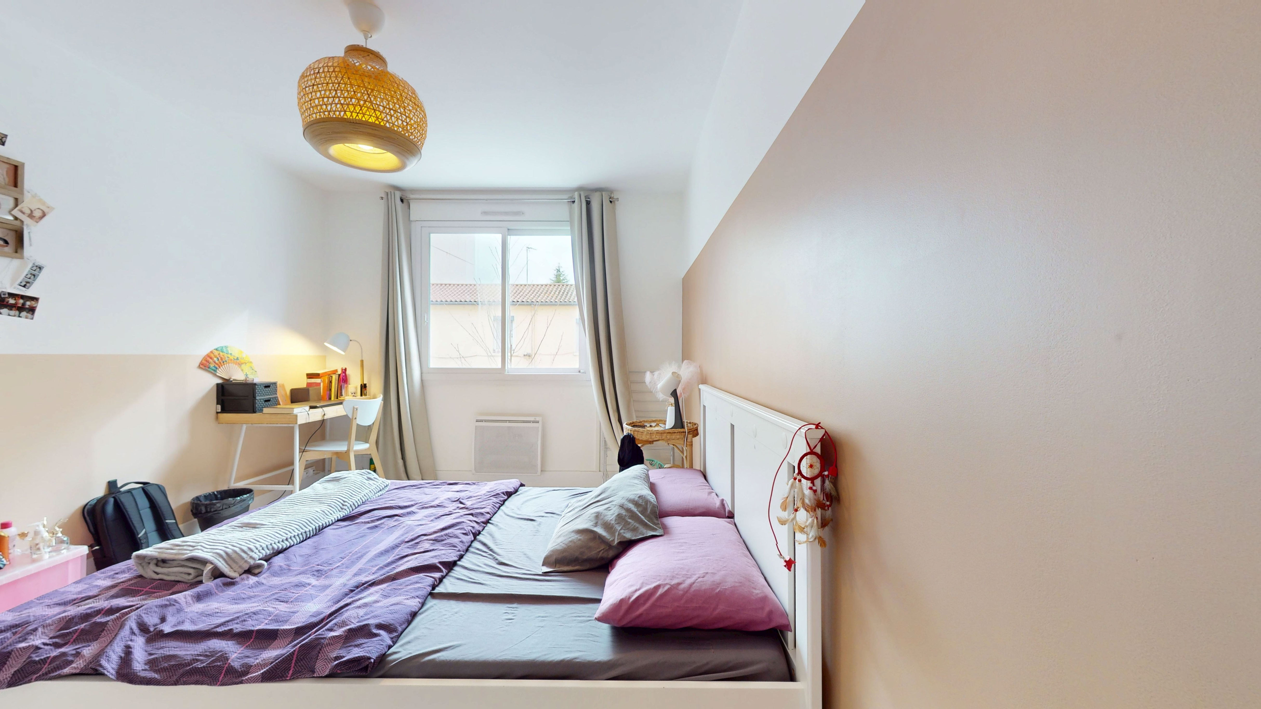  Room 2  -  Villeurbanne Genas  - Gallery -  1