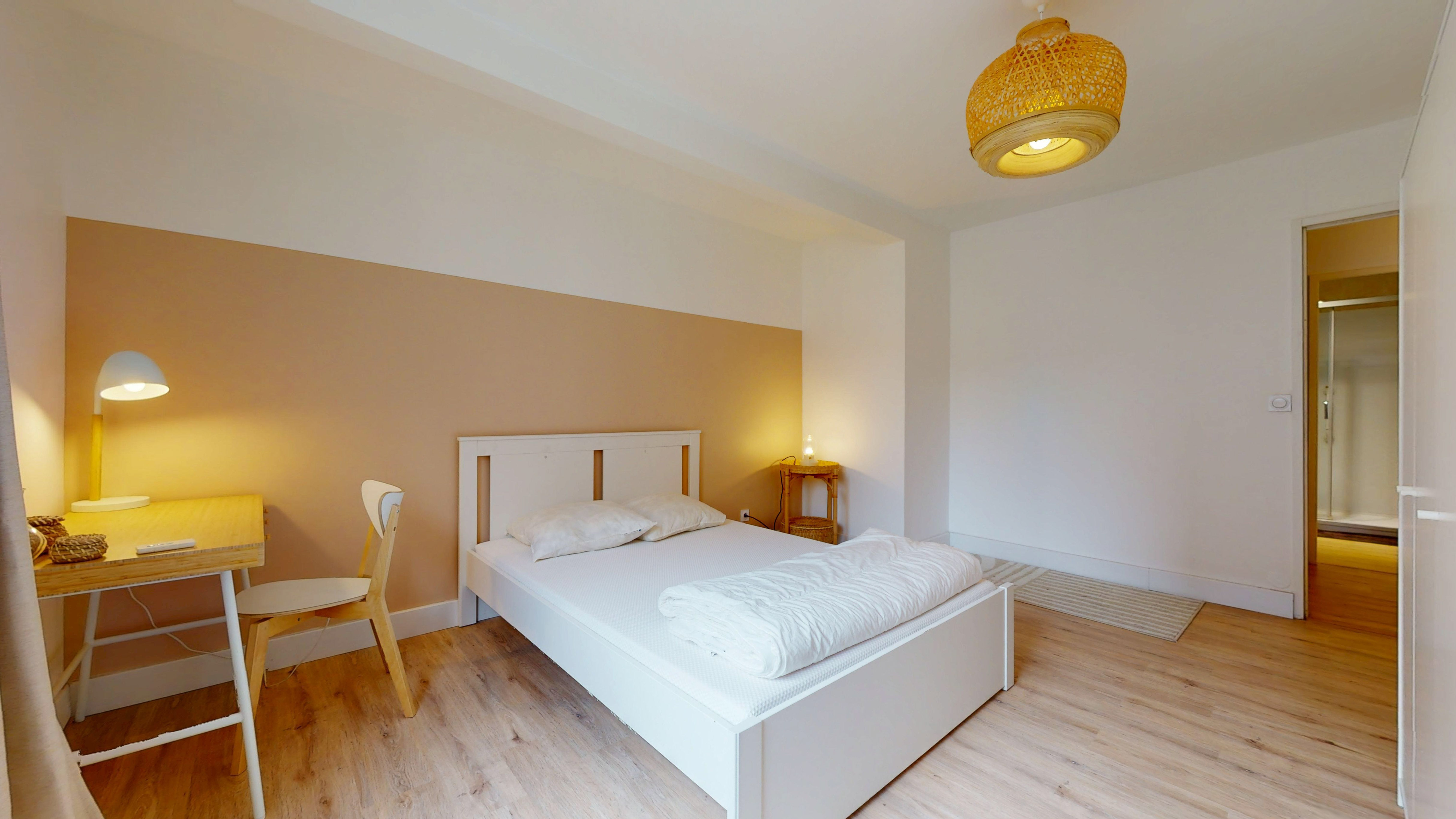  Room 3  -  Villeurbanne Genas  - Gallery -  1