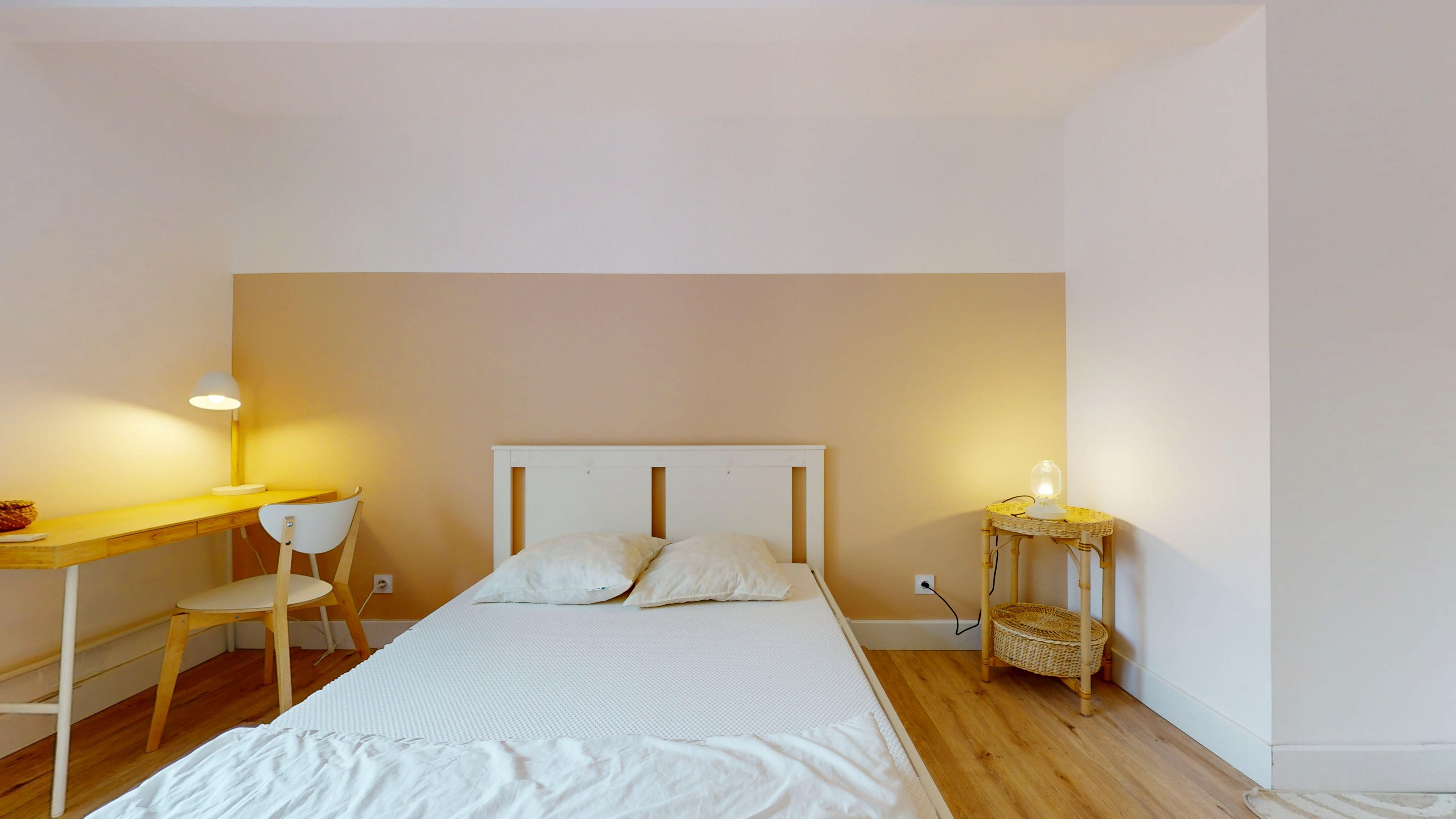  Room 3  -  Villeurbanne Genas  - Gallery -  5