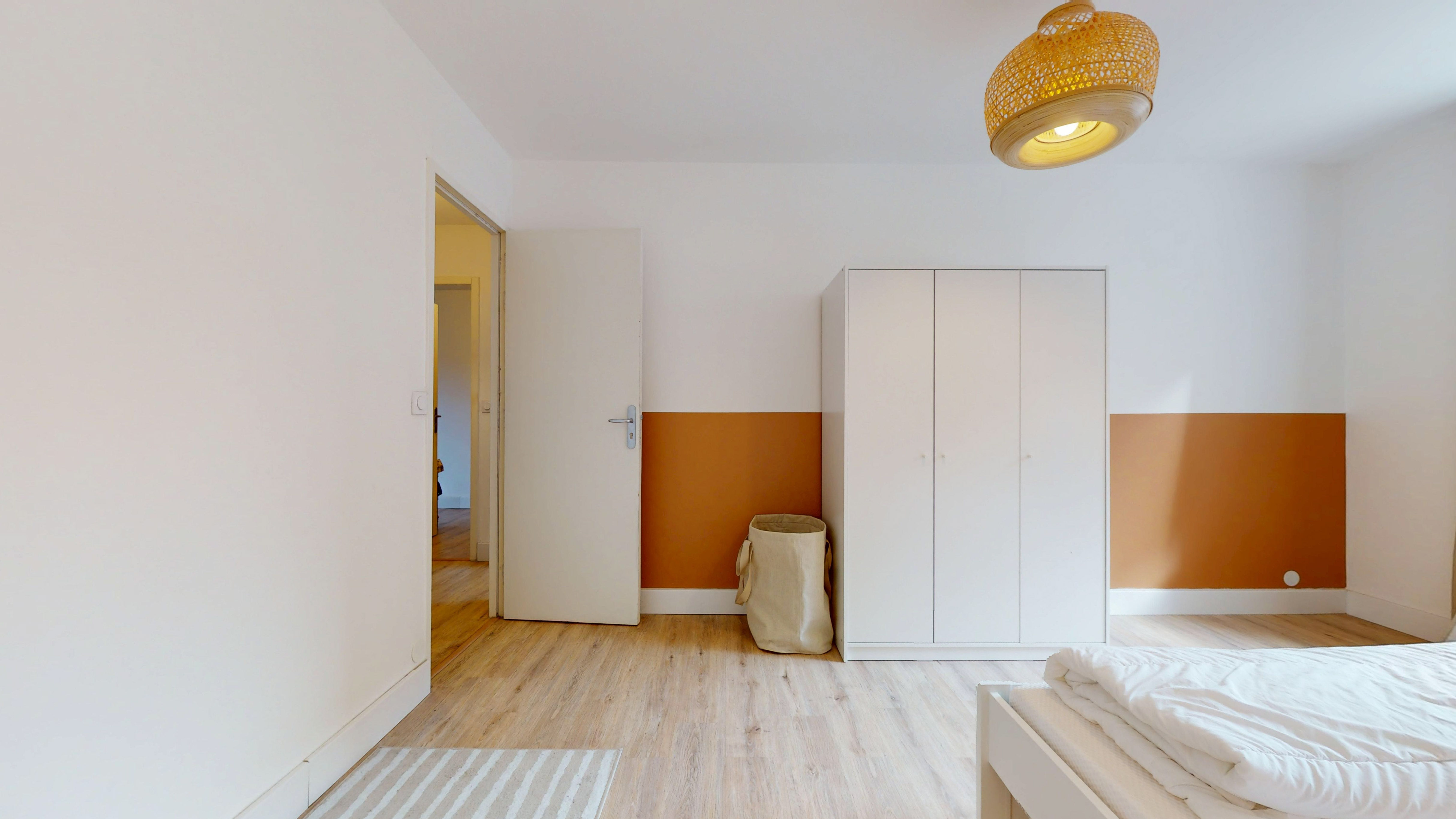  Room 3  -  Villeurbanne Genas  - Gallery -  2