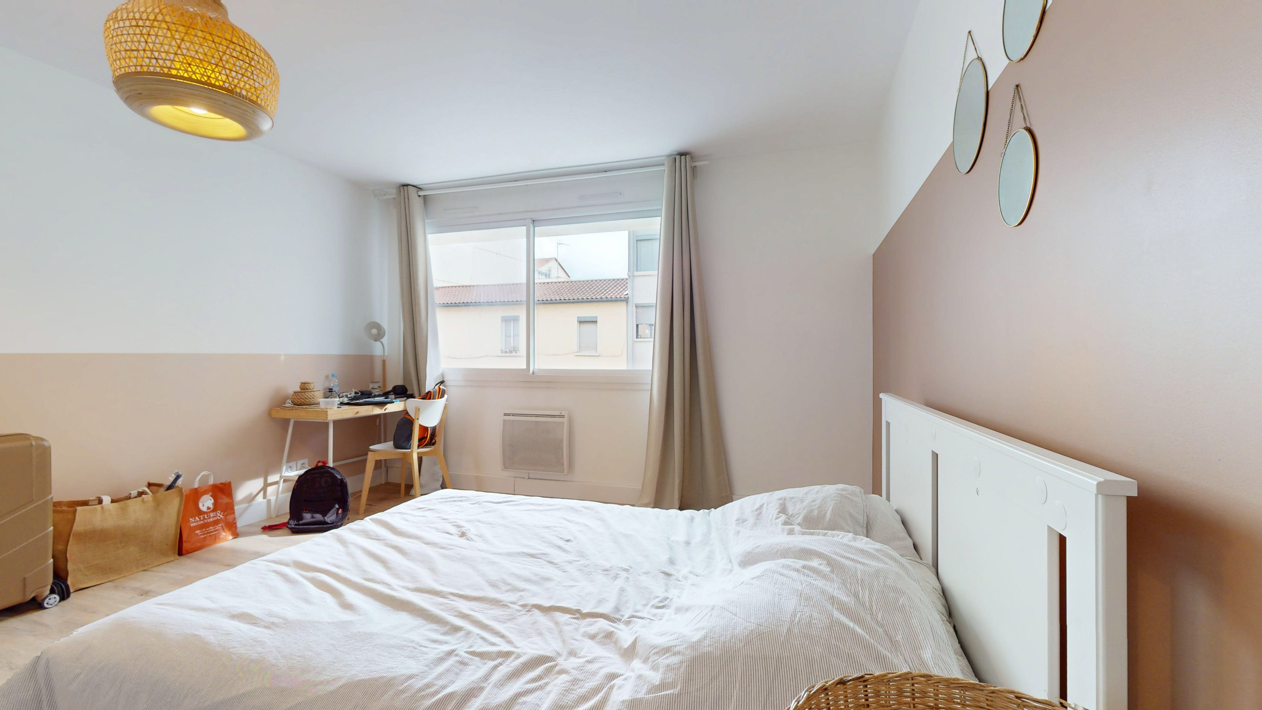  Room 4   -  Villeurbanne Genas  - Gallery -  1