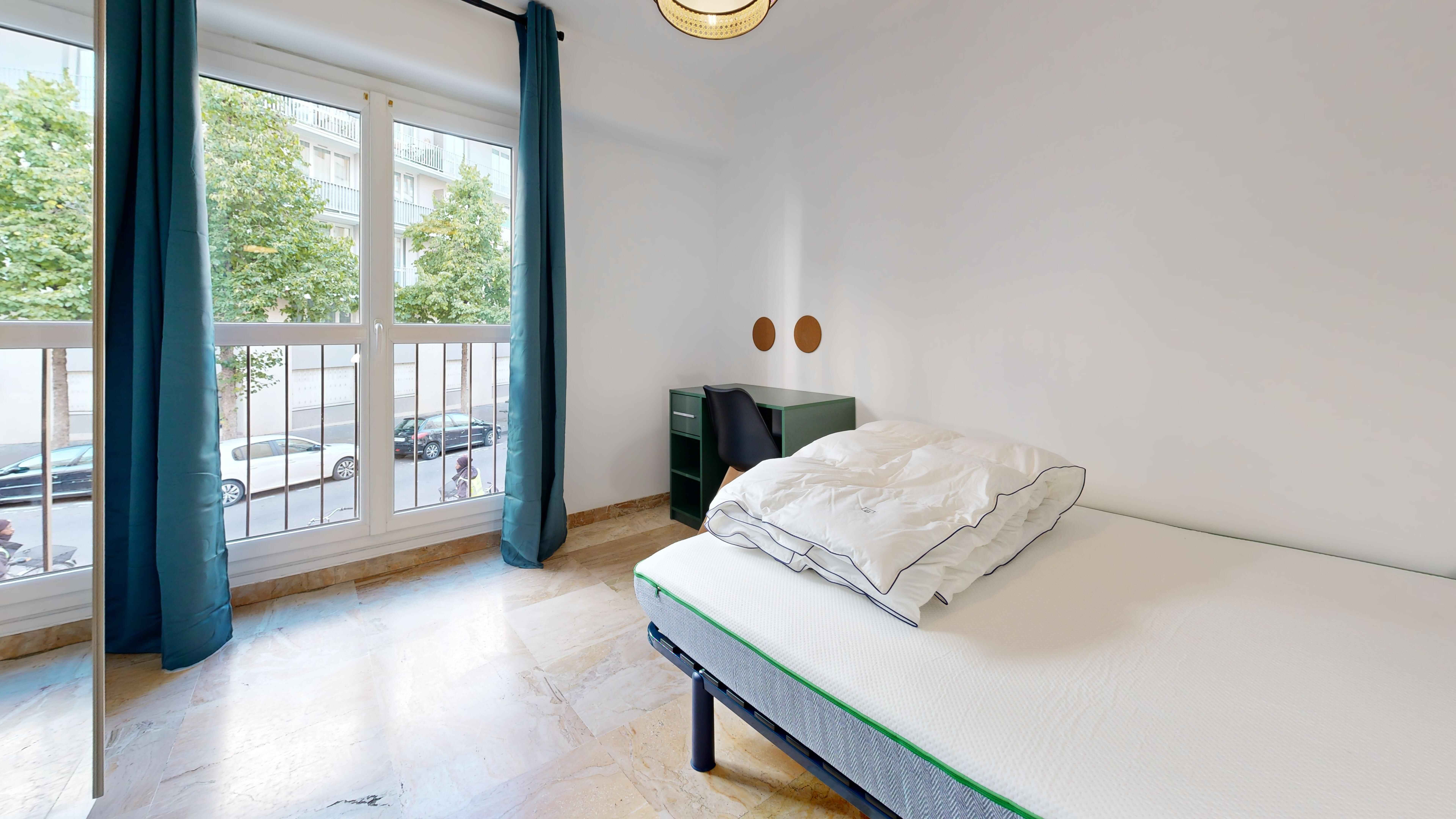  Room 1  -  Paris Saint Gervais  - Gallery -  3