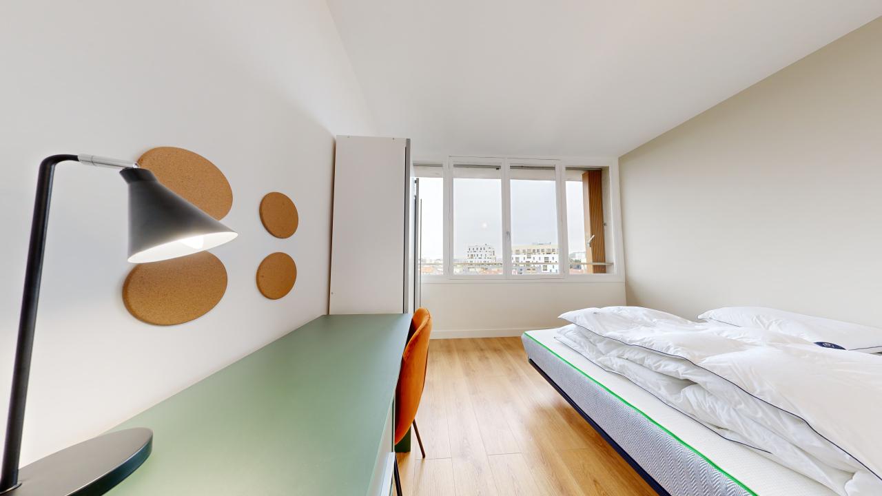 Room 2 - 1