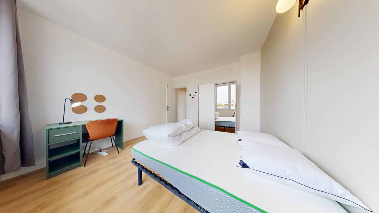 Room 4 - 3