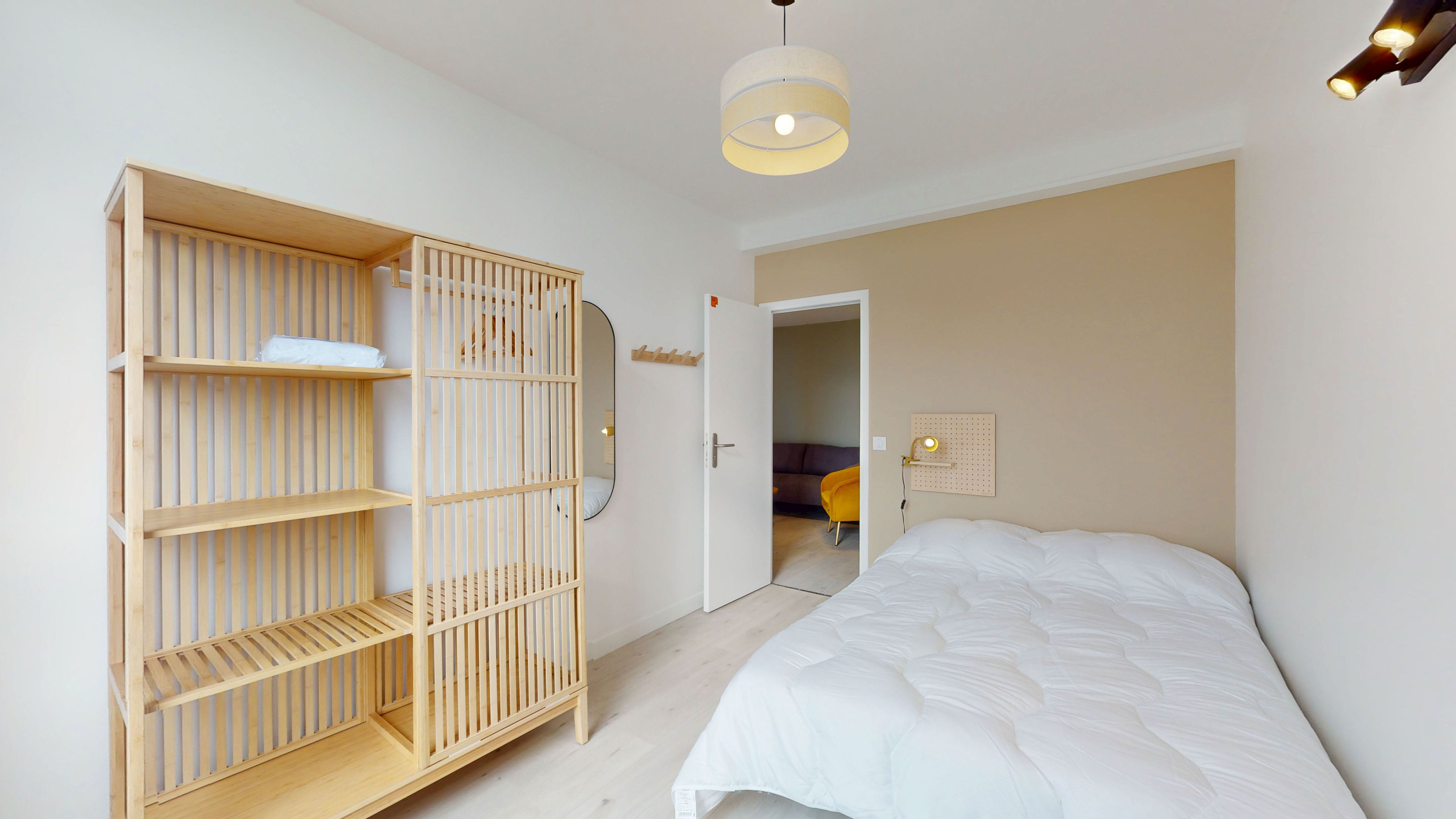  Room 3  -  Paris Ivry  - Gallery -  2