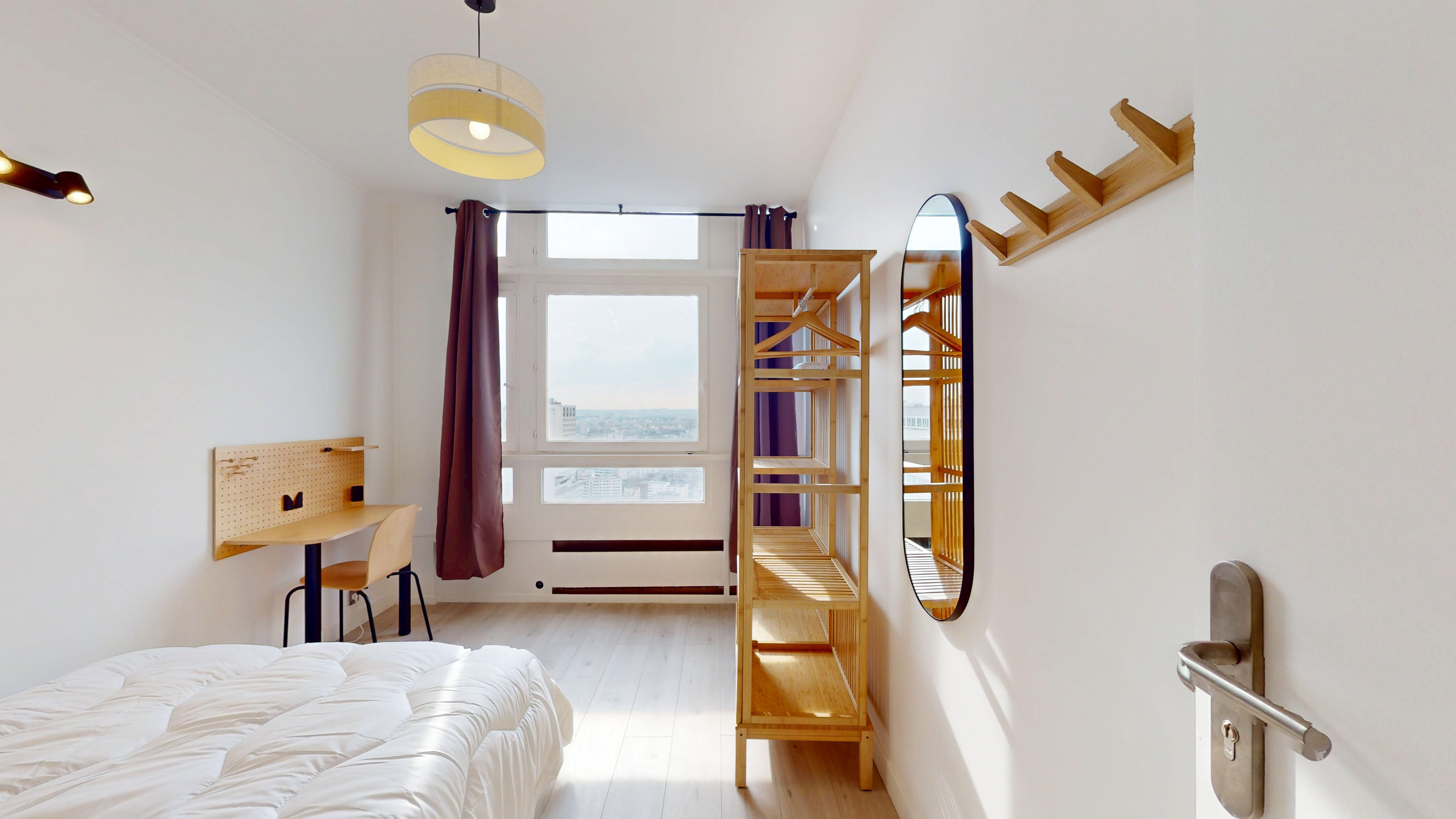  Room 3  -  Paris Ivry  - Gallery -  3