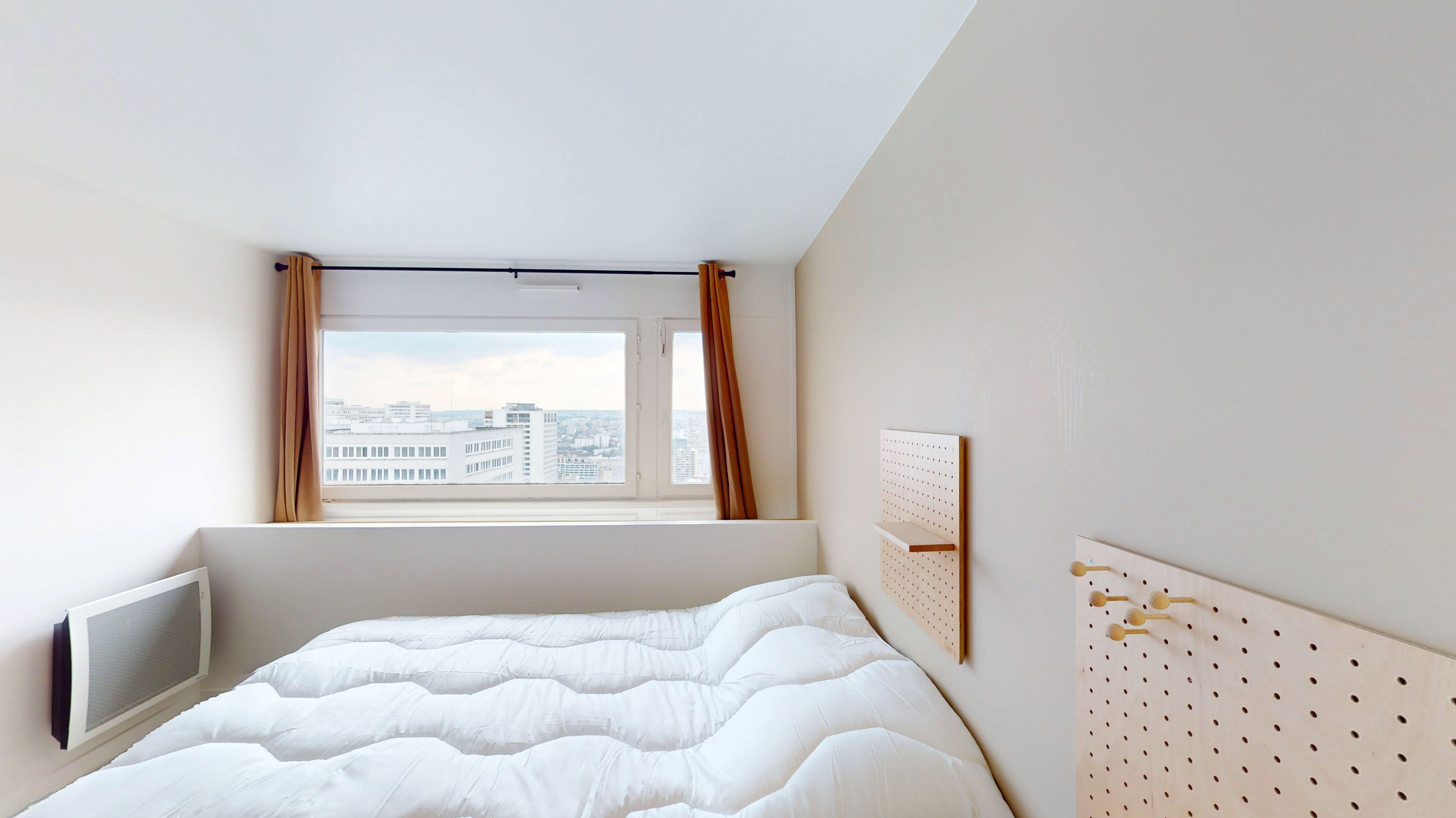  Room 5  -  Paris Ivry  - Gallery -  5
