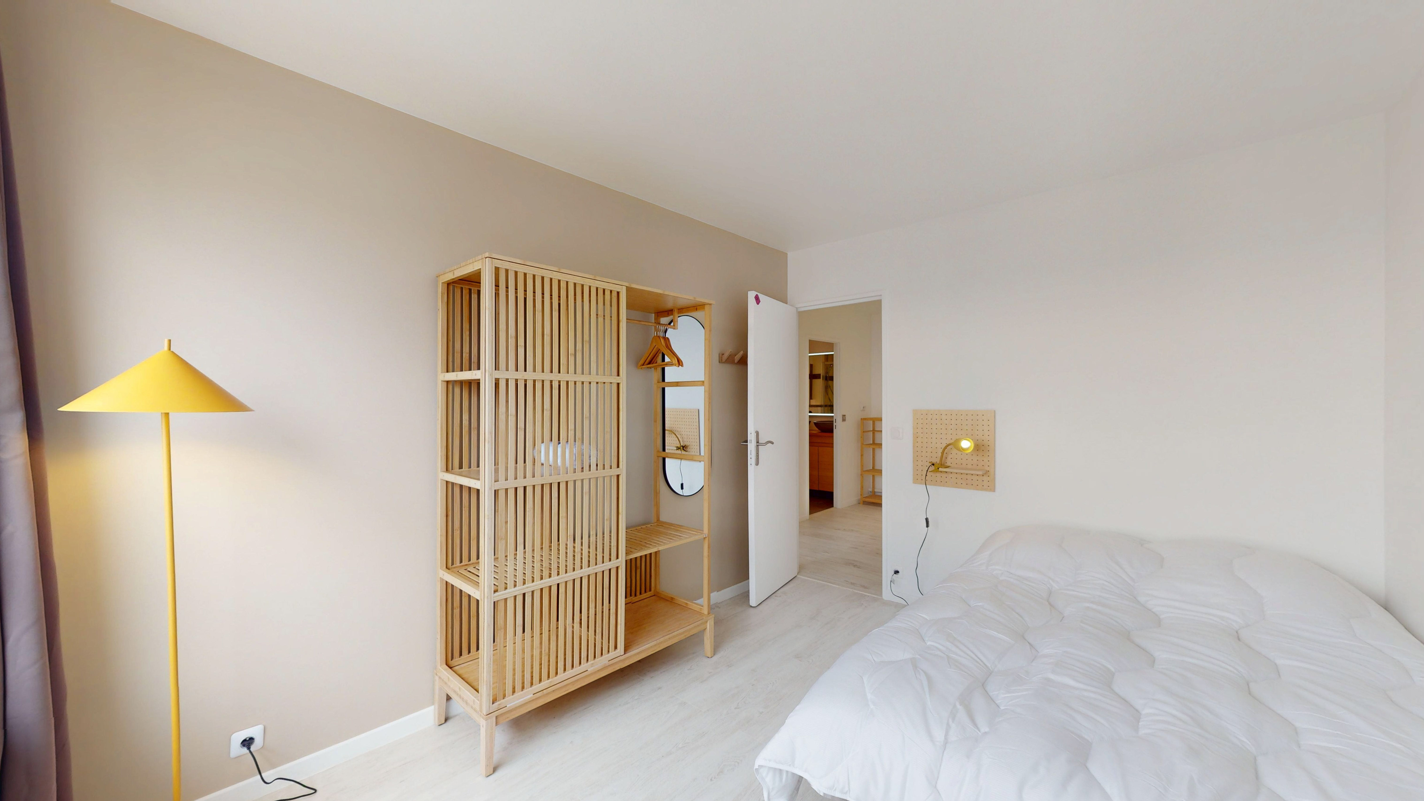 Room 6   -  Paris Ivry  - Gallery -  2