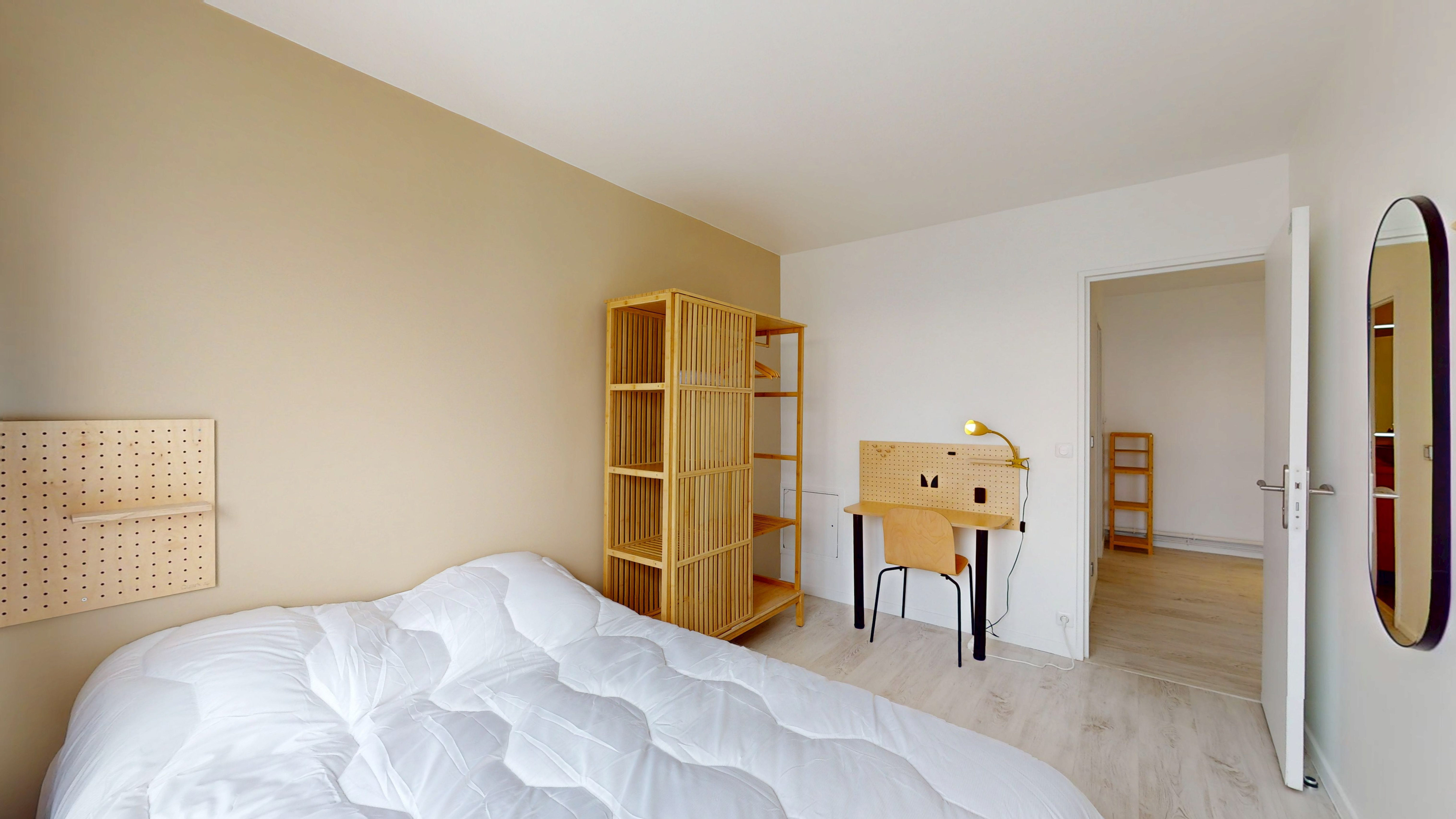  Room 7   -  Paris Ivry  - Gallery -  1