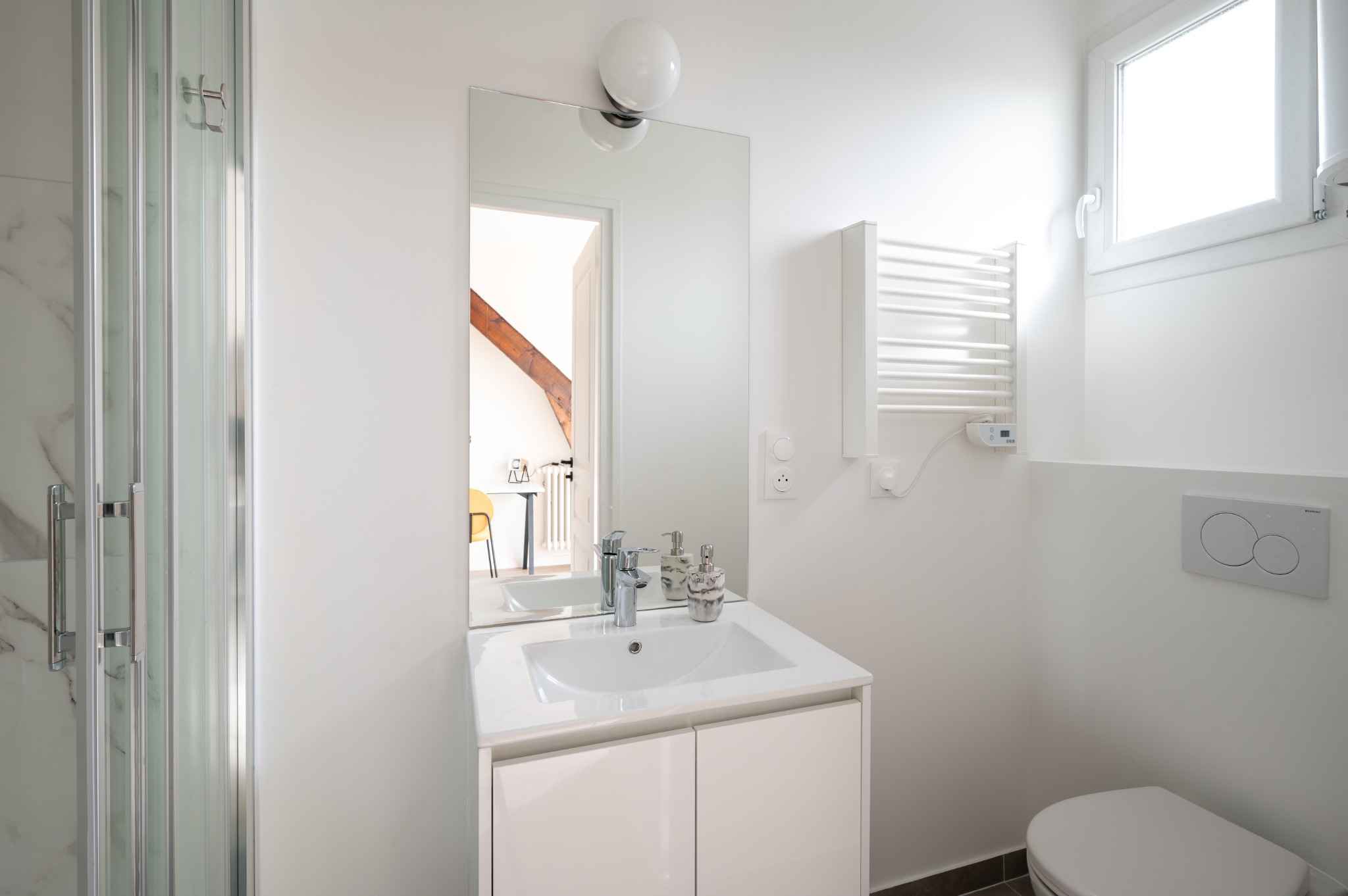  Room 7  -  Claude  - Gallery -  3