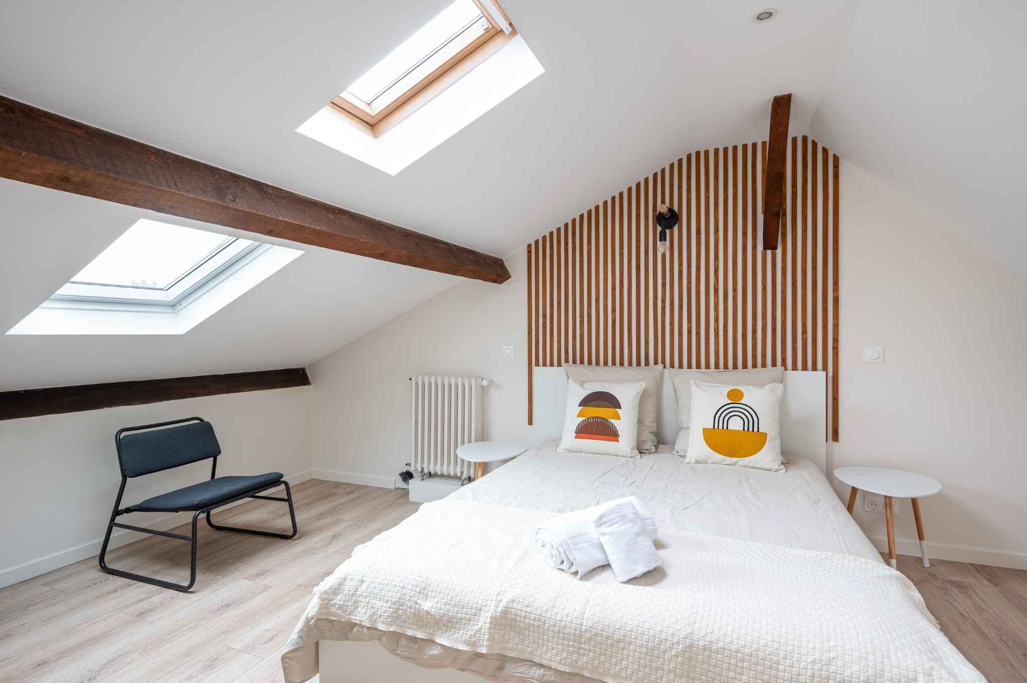  Room 11  -  Claude  - Gallery -  3