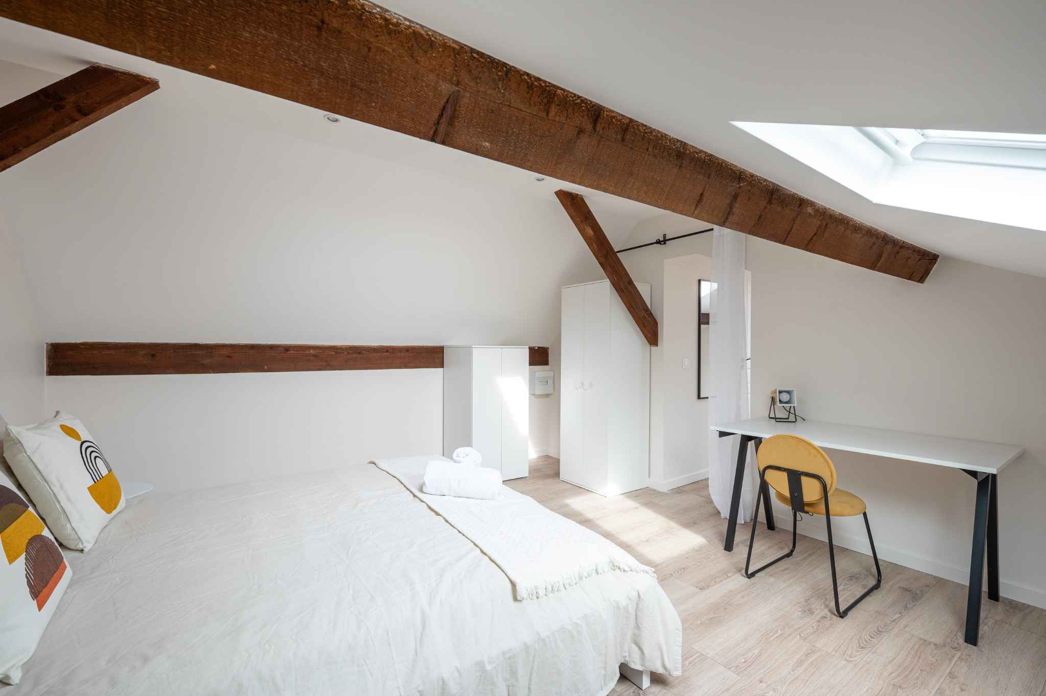  Room 11  -  Claude  - Gallery -  4