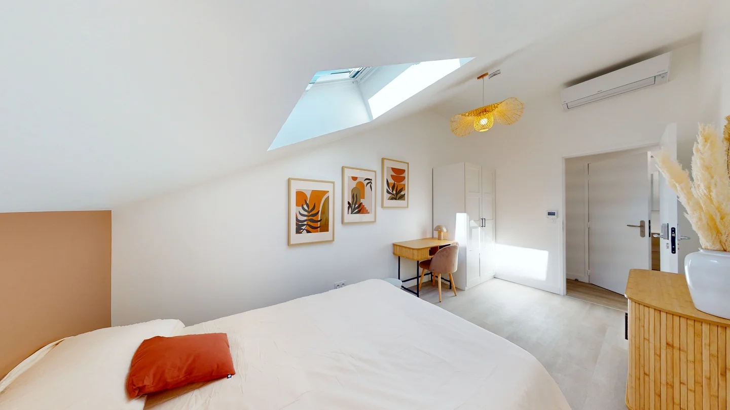  Room 12  -  Gena  - Gallery -  1