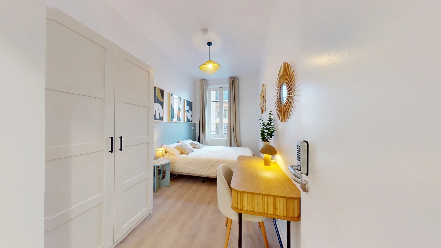  Room 6  -  Gena  - Gallery -  1