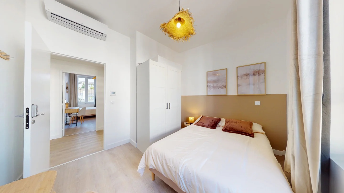  Room 9  -  Gena  - Gallery -  2