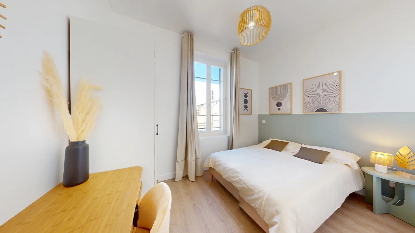  Room 10  -  Gena  - Gallery -  1