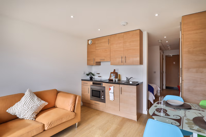  Classic Bigger Studio - Ground Floor, Front  -  Tatton House  - Gallery -  3