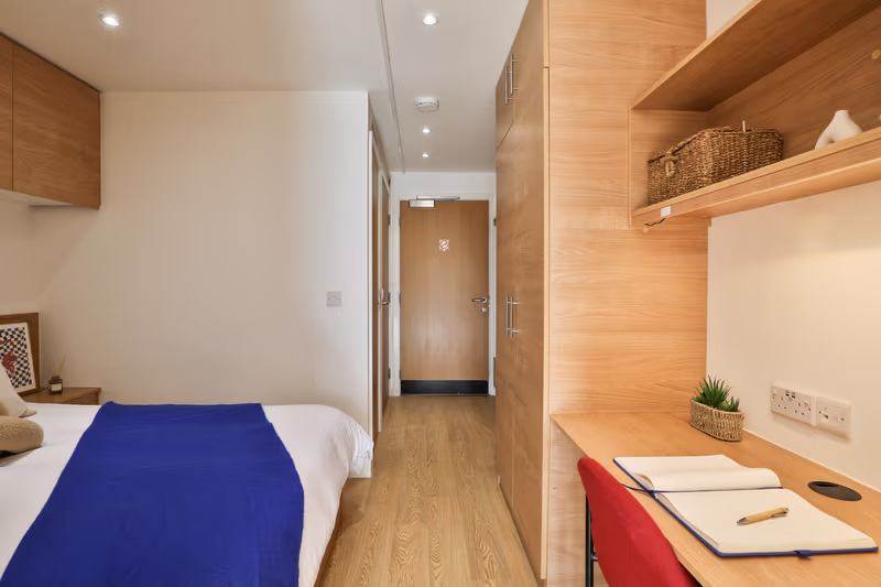  Classic Bigger Studio - Ground Floor, Front  -  Tatton House  - Gallery -  6