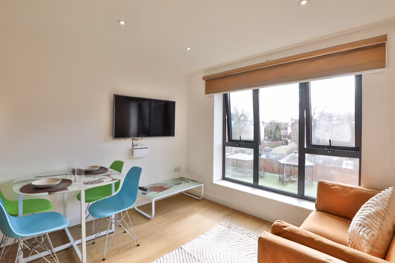  Classic Bigger Studio - Ground Floor, Back  -  Tatton House  - Gallery -  5