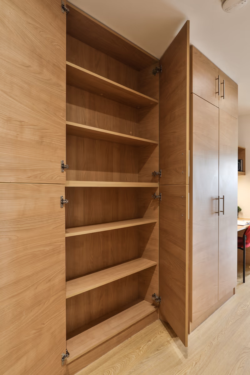  Classic Bigger Studio - Ground Floor, Back  -  Tatton House  - Gallery -  11