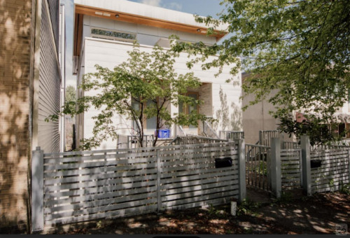 East Broadway Home - Gallery - 6