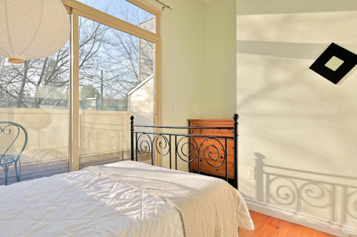 East Broadway Home II - Gallery - 4