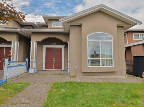 Spacious Comfortable House near The Crystal Mall