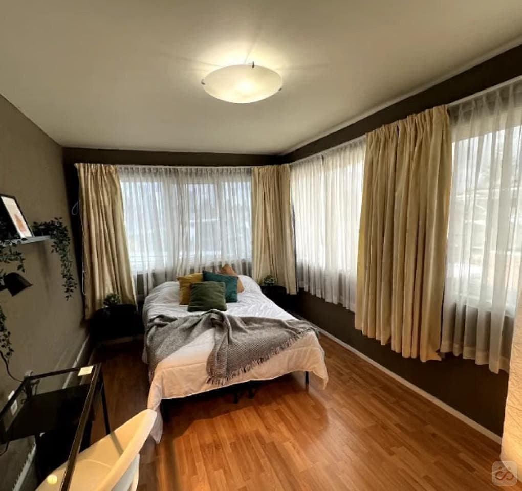  Flex Room  -  Spacious Comfortable House near The Crystal Mall  - Gallery -  4