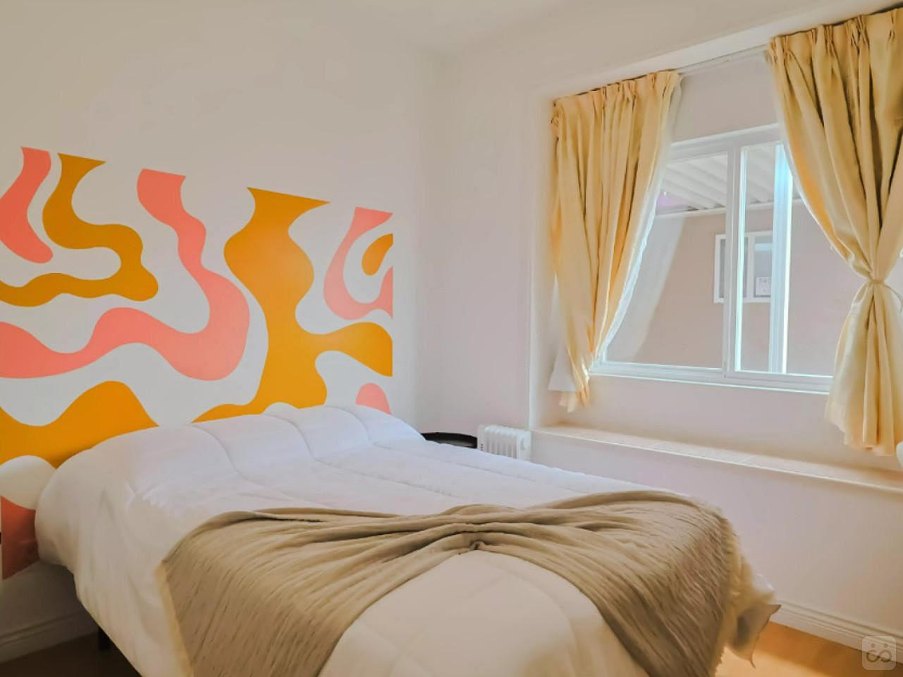  Standard Room  -  Spacious Comfortable House near The Crystal Mall  - Gallery -  1