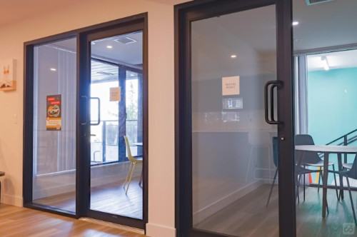 Stainsbury Home - Gallery - 10