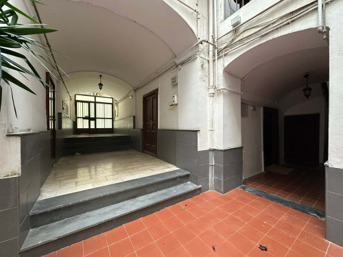 Apartment in Salita San Maria Apparente, Napoli for 49 m² with 1 bedroom